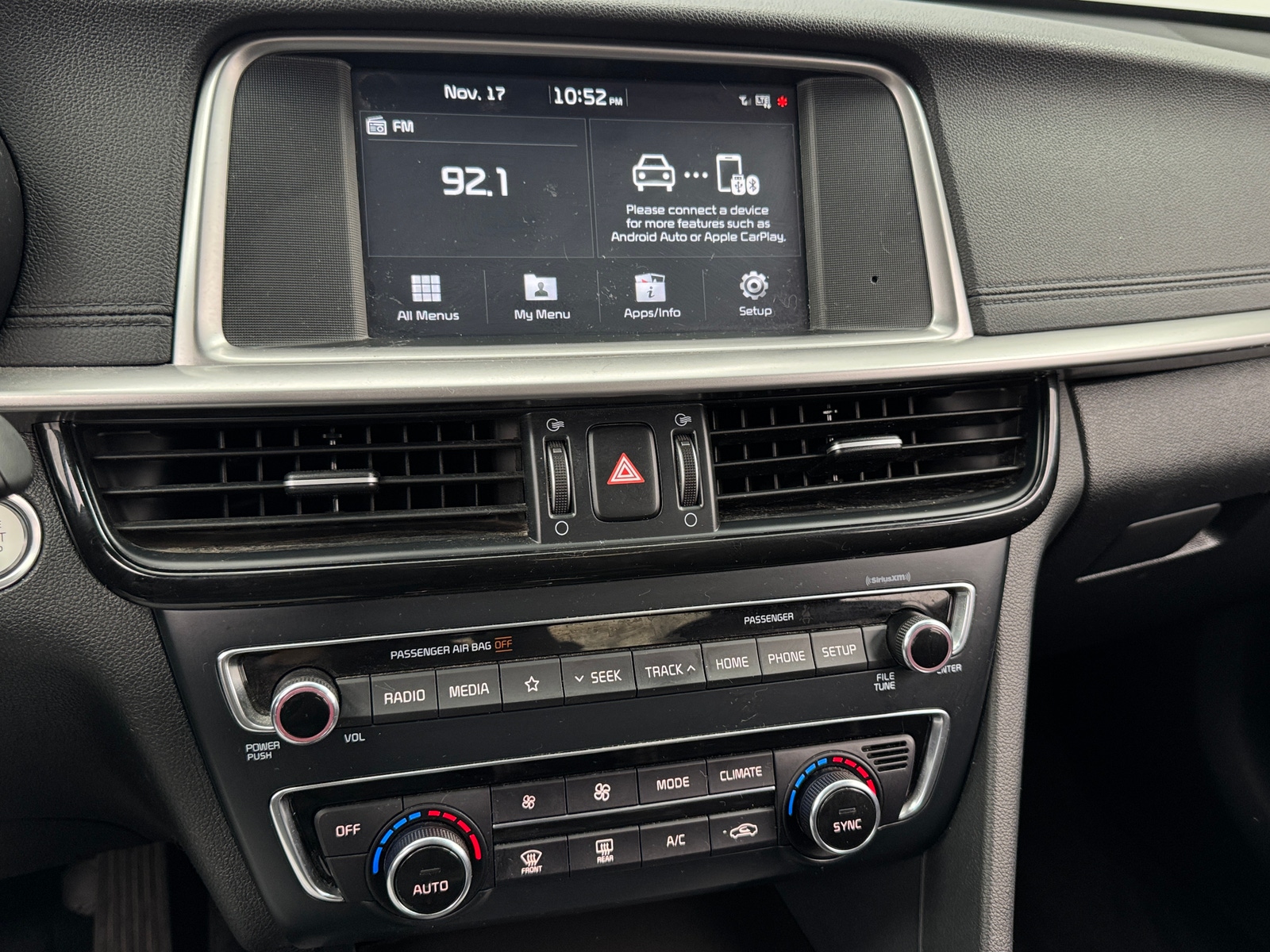 Thumbnail: 2019 Kia Optima - 4