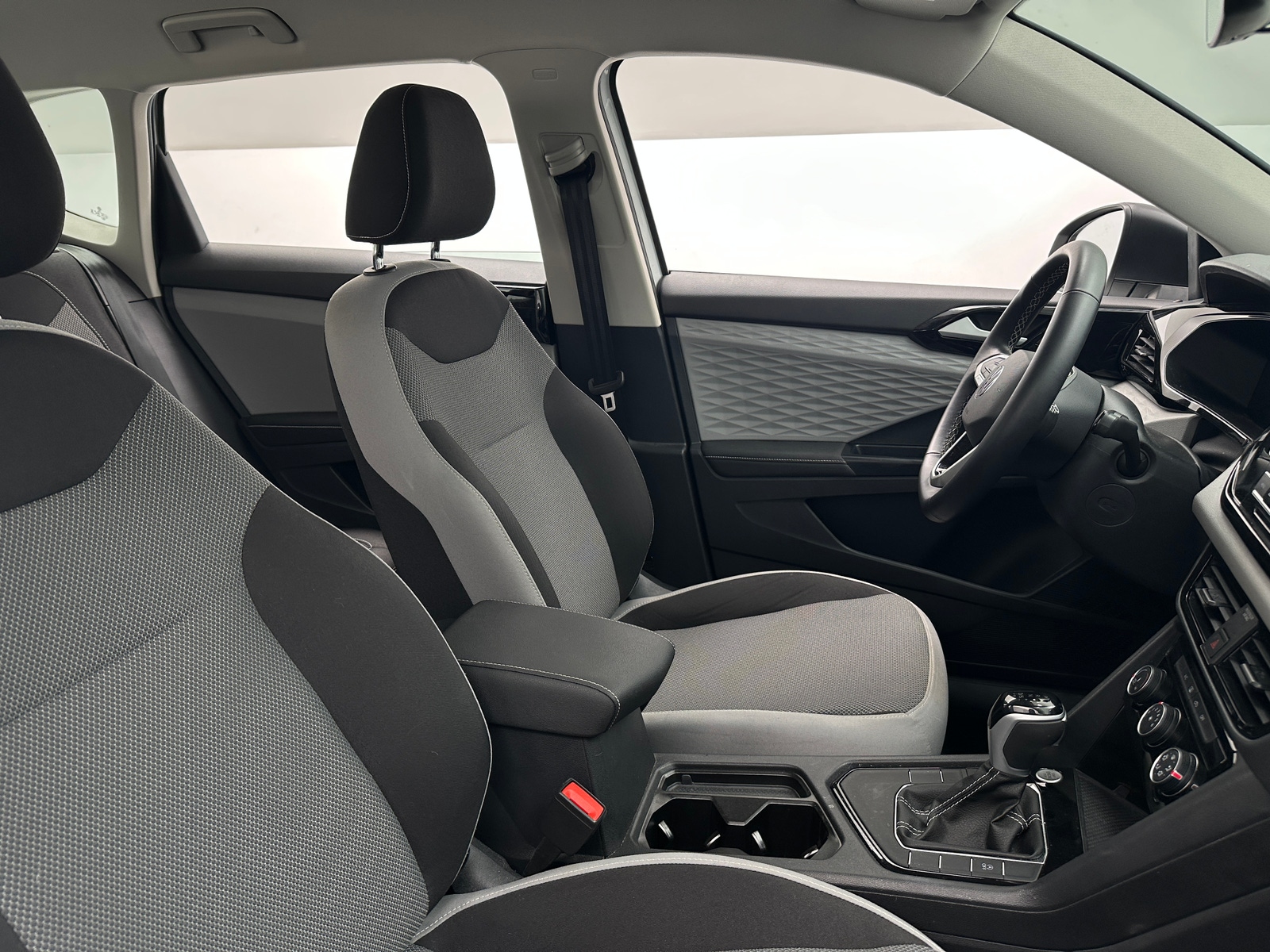 Thumbnail: 2024 Volkswagen Taos - 2