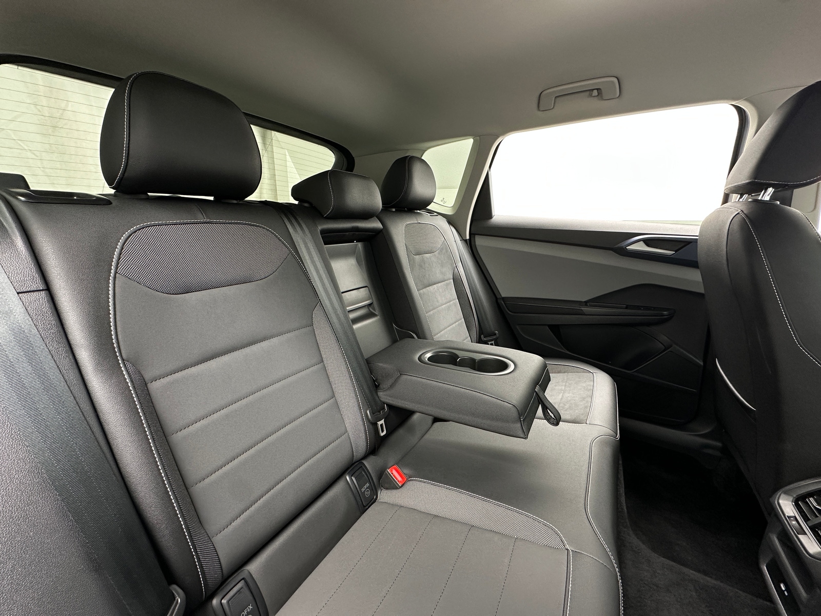 Thumbnail: 2024 Volkswagen Taos - 5