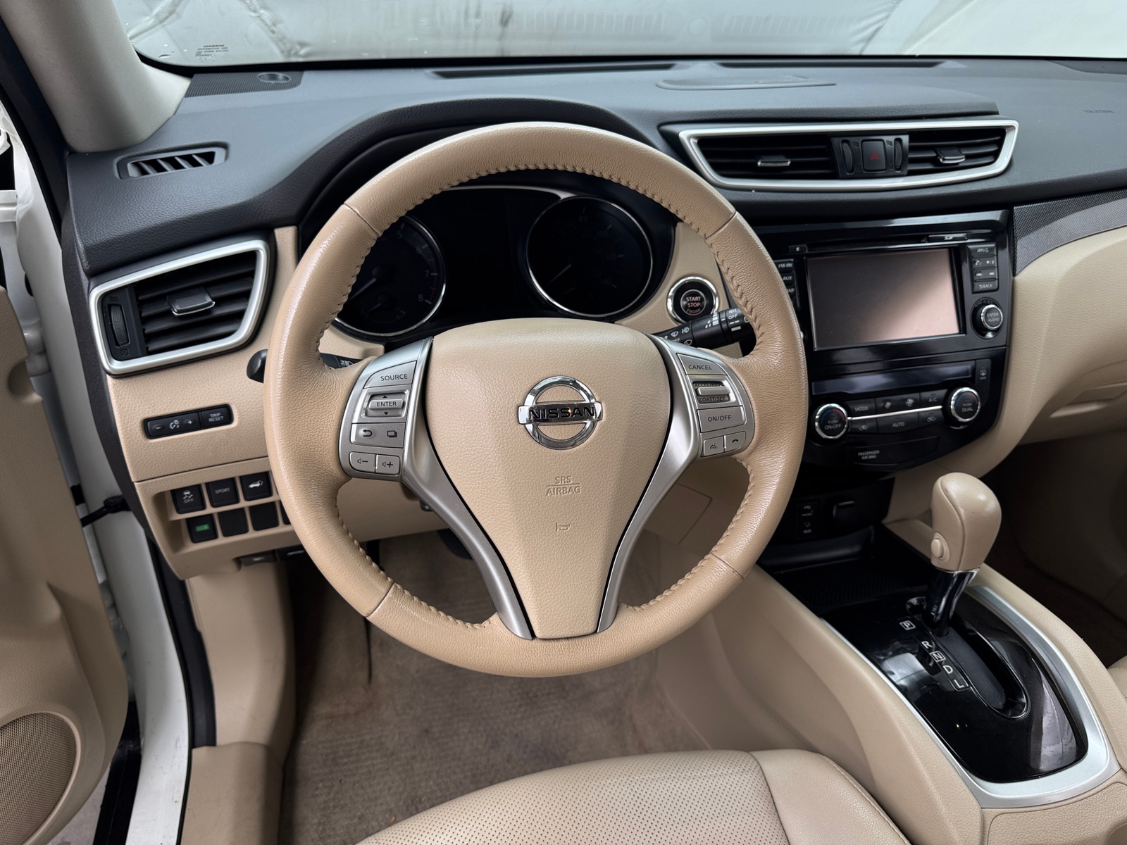 Thumbnail: 2015 Nissan Rogue - 4