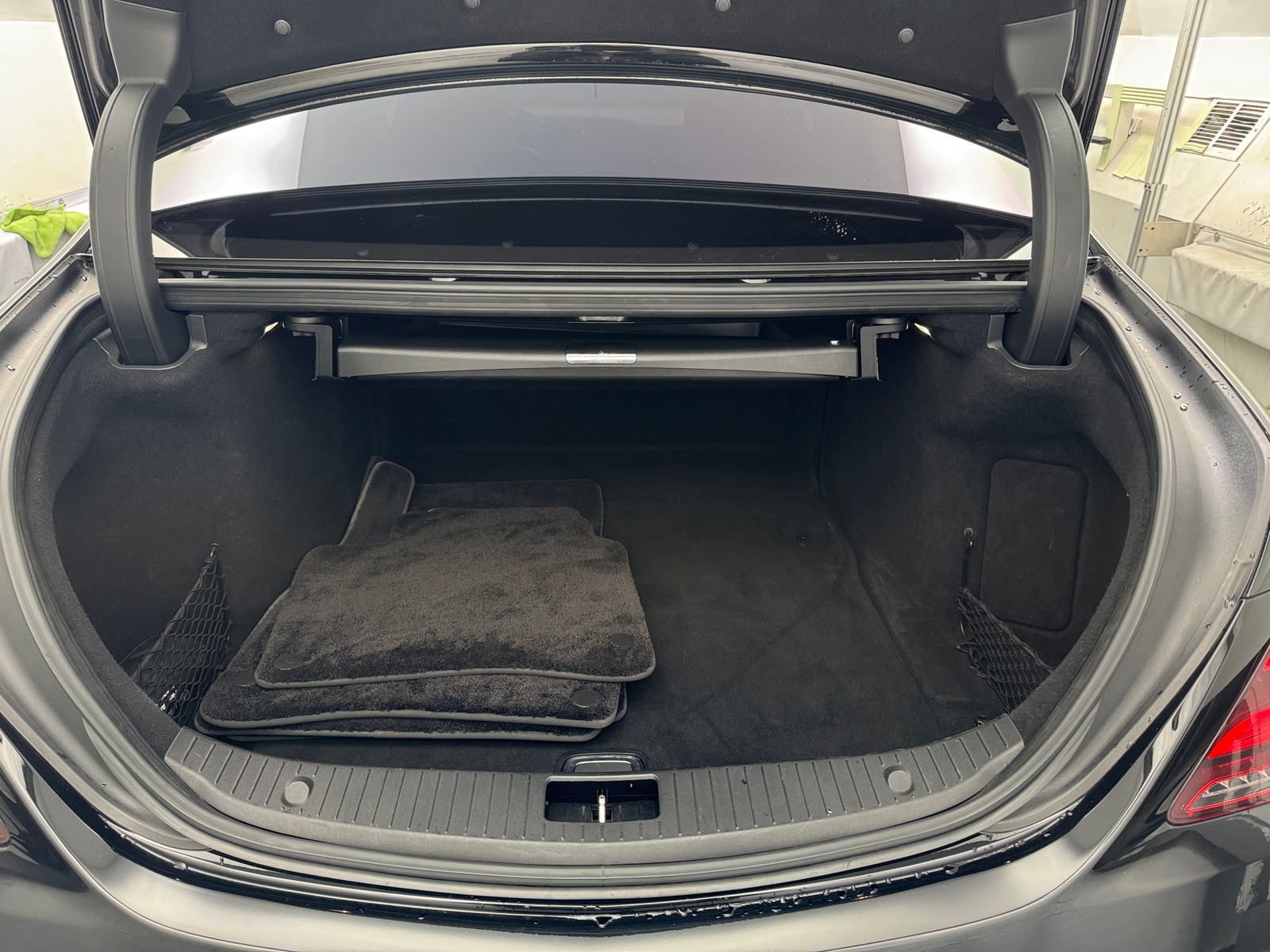 Thumbnail: 2018 Mercedes-Benz S-Class - 6