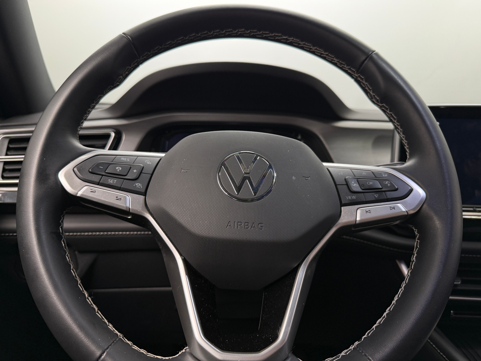 Thumbnail: 2025 Volkswagen Atlas - 4