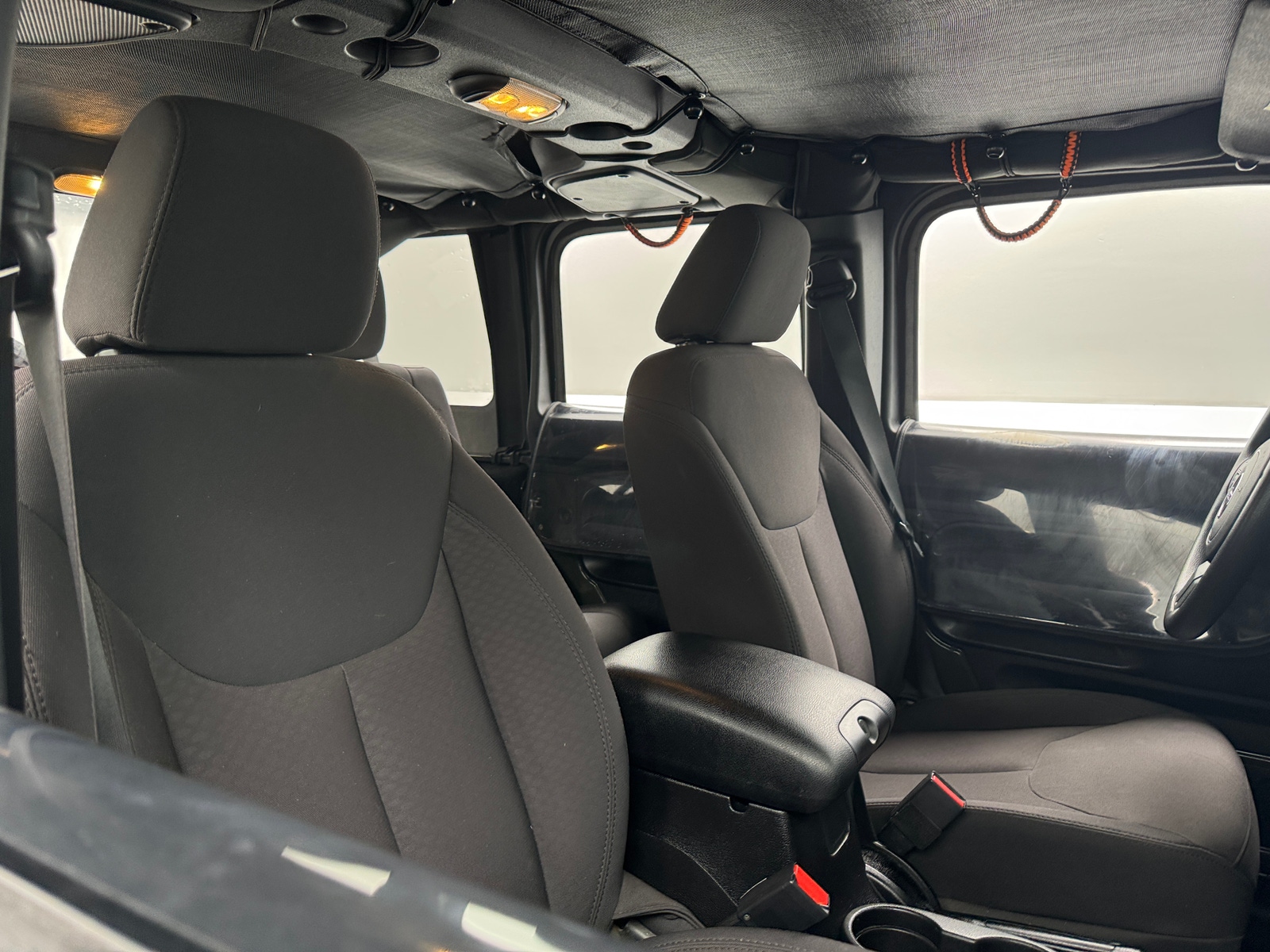 Thumbnail: 2015 Jeep Wrangler - 2