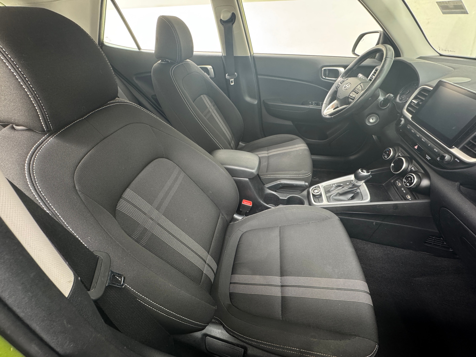 Thumbnail: 2022 Hyundai Venue - 2