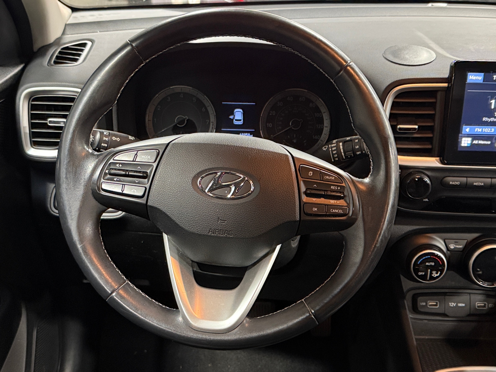 Thumbnail: 2022 Hyundai Venue - 5