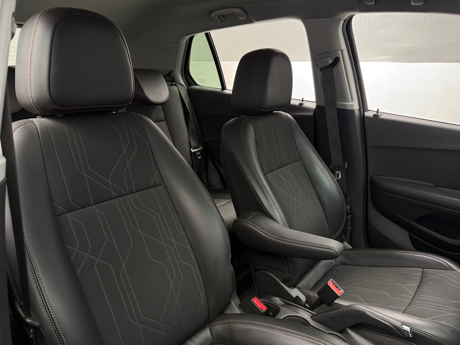 Thumbnail: 2019 Chevrolet Trax - 2