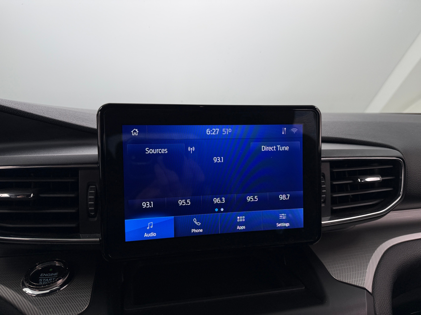 Thumbnail: 2020 Ford Explorer - 3