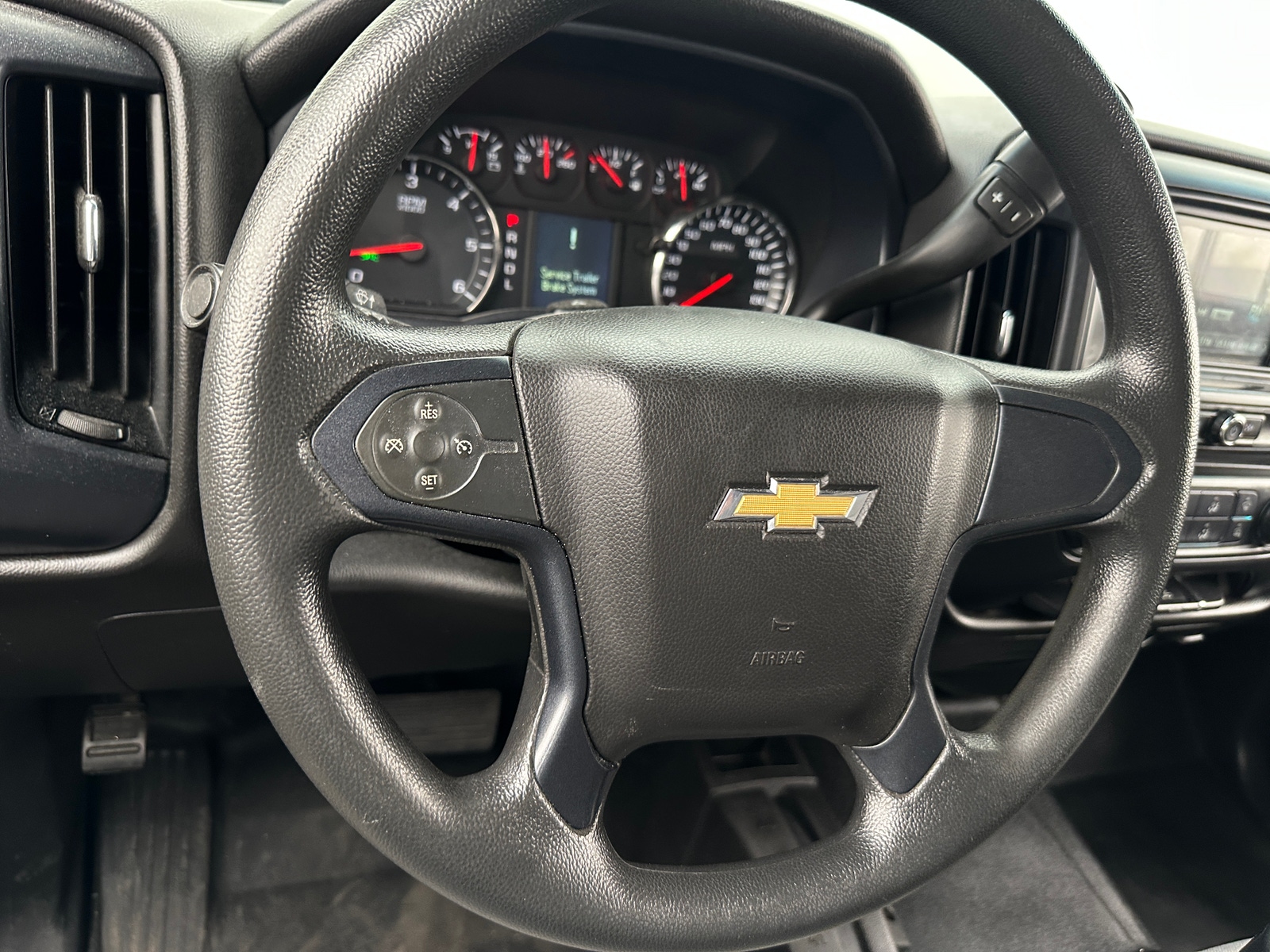 Thumbnail: 2018 Chevrolet Silverado 1500 - 5