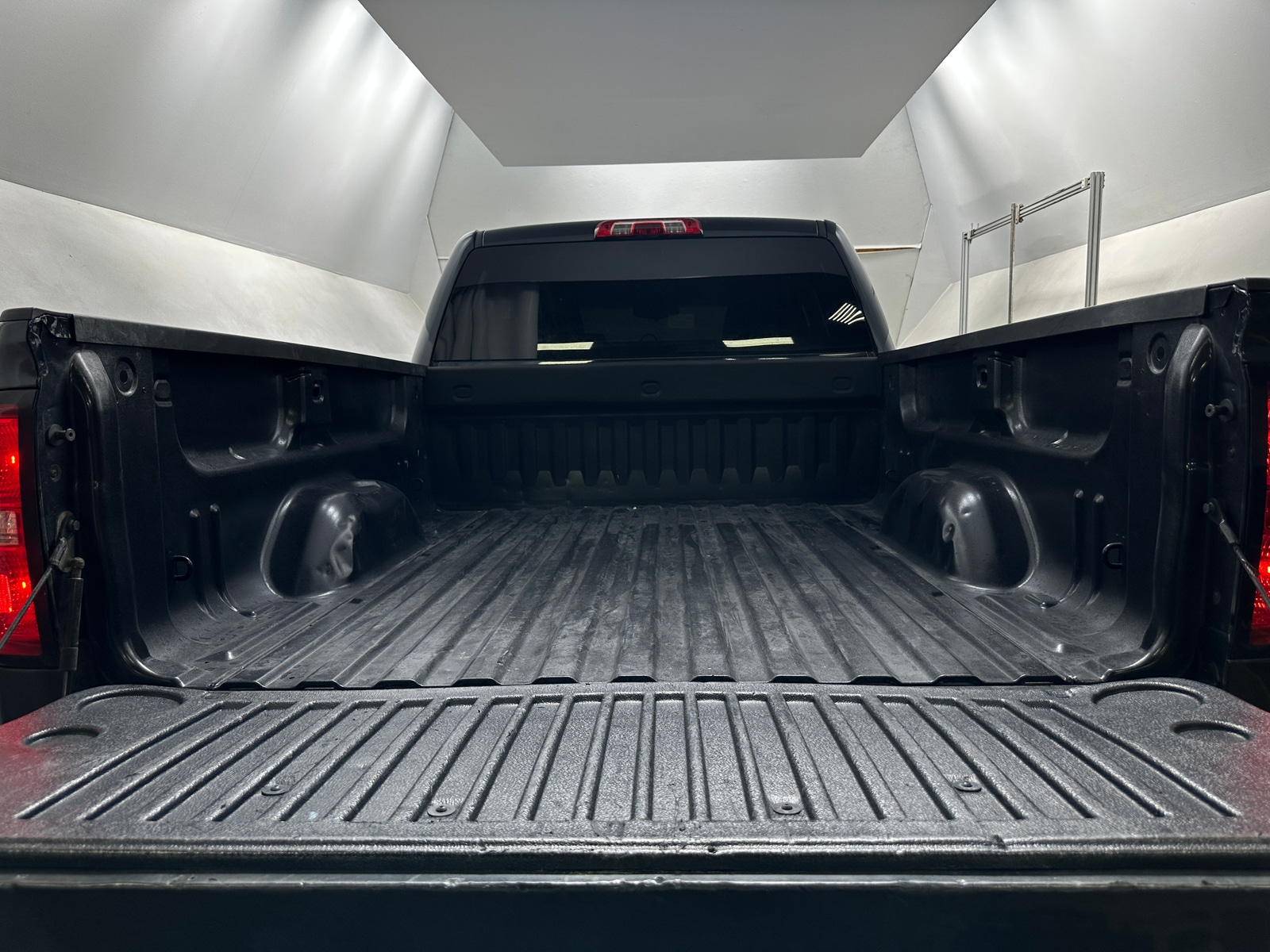 Thumbnail: 2018 Chevrolet Silverado 1500 - 7