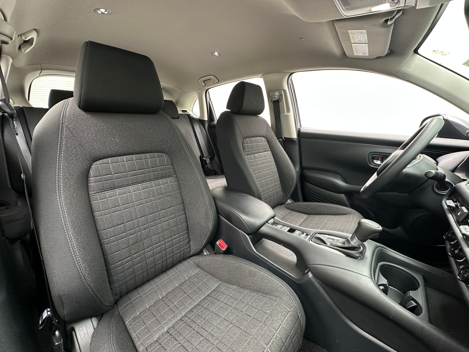 Thumbnail: 2025 Honda HR-V - 2