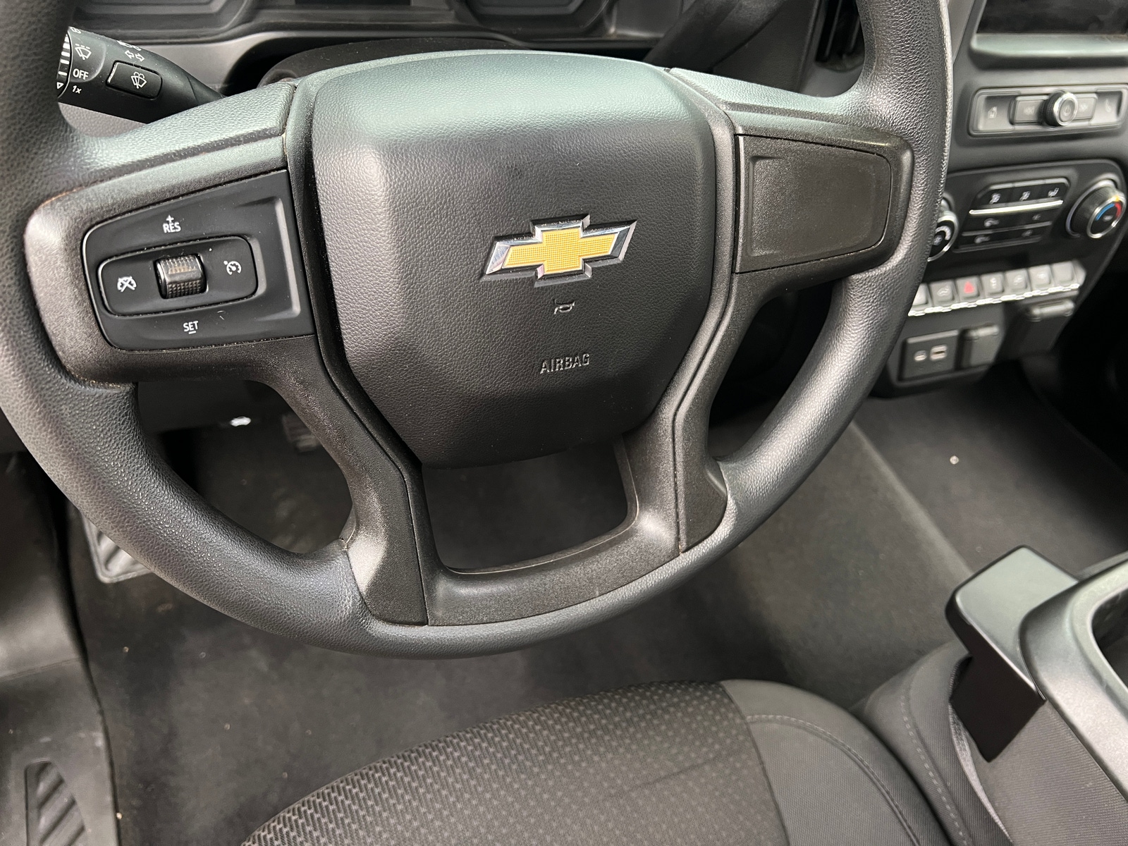 Thumbnail: 2021 Chevrolet Silverado 1500 - 5