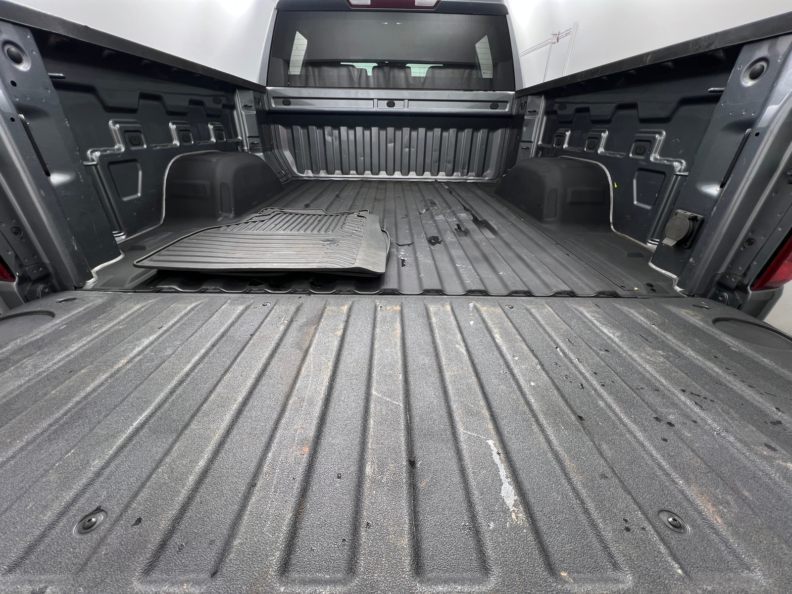 Thumbnail: 2021 Chevrolet Silverado 1500 - 7