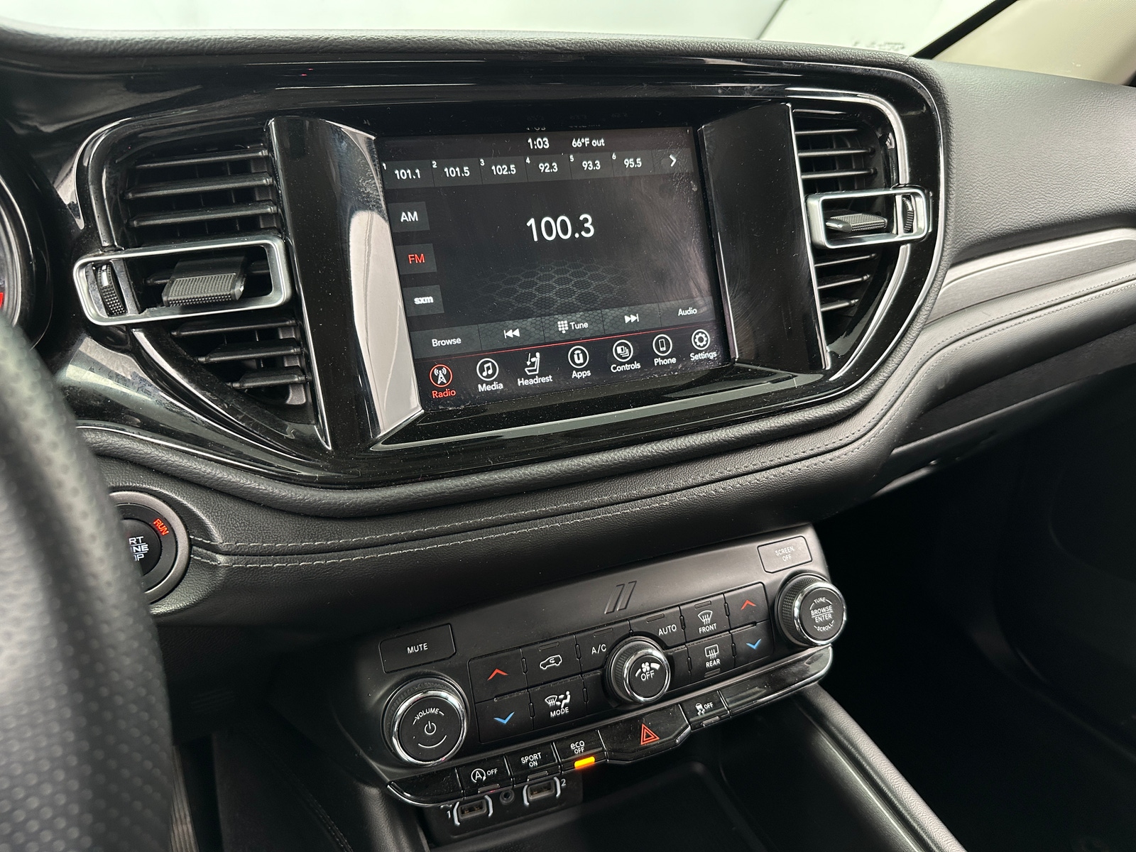 Thumbnail: 2021 Dodge Durango - 4