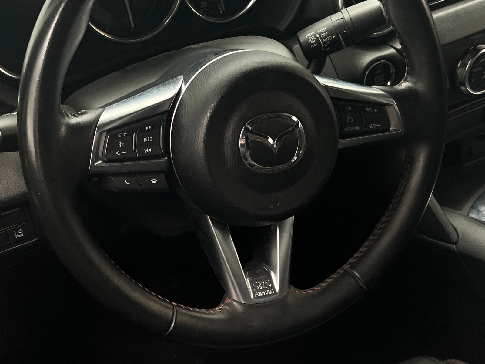 Thumbnail: 2017 Mazda MX-5 Miata - 4