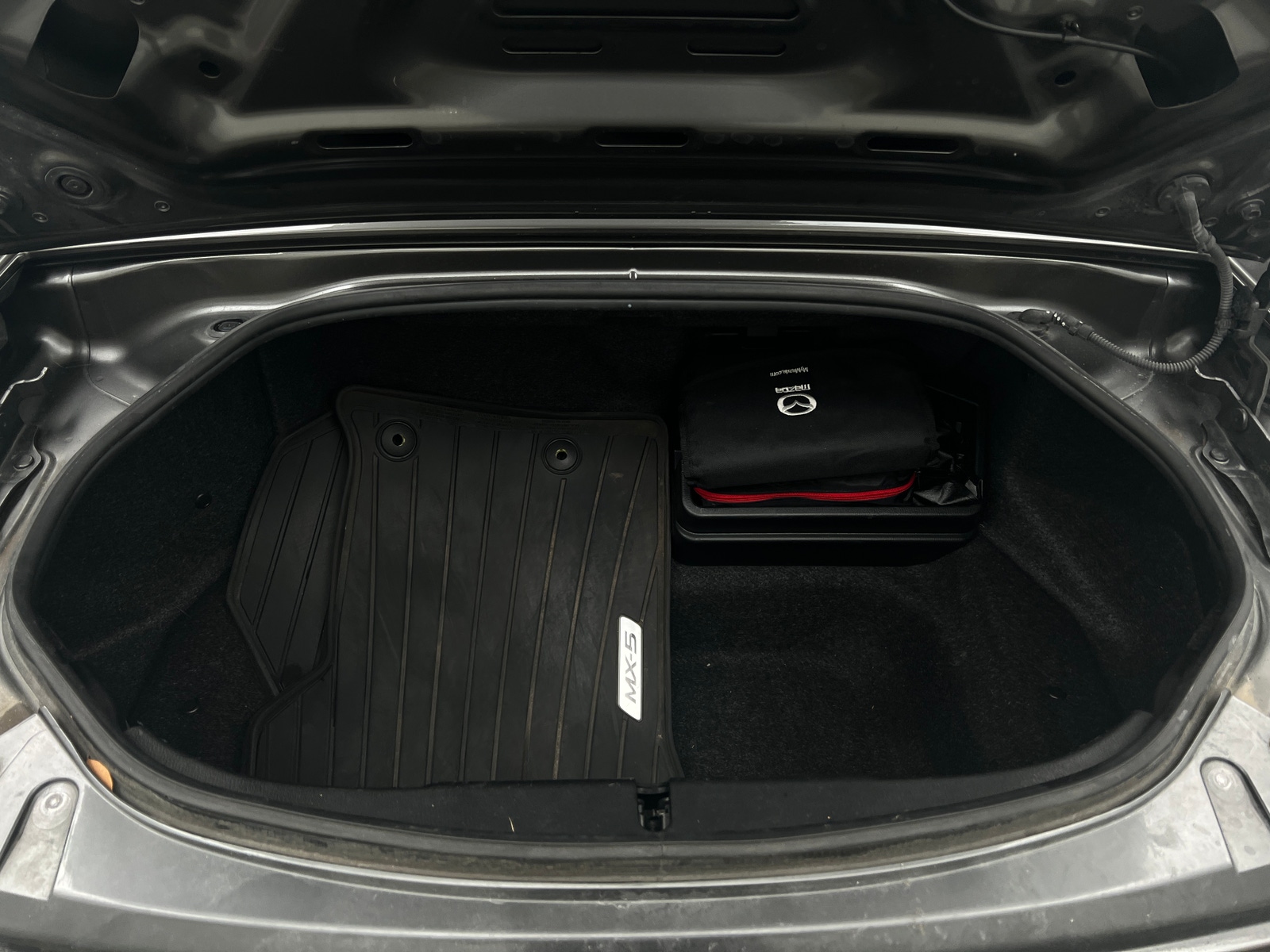 Thumbnail: 2017 Mazda MX-5 Miata - 5