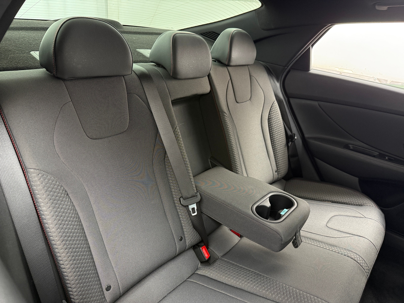 Thumbnail: 2022 Hyundai Elantra - 6