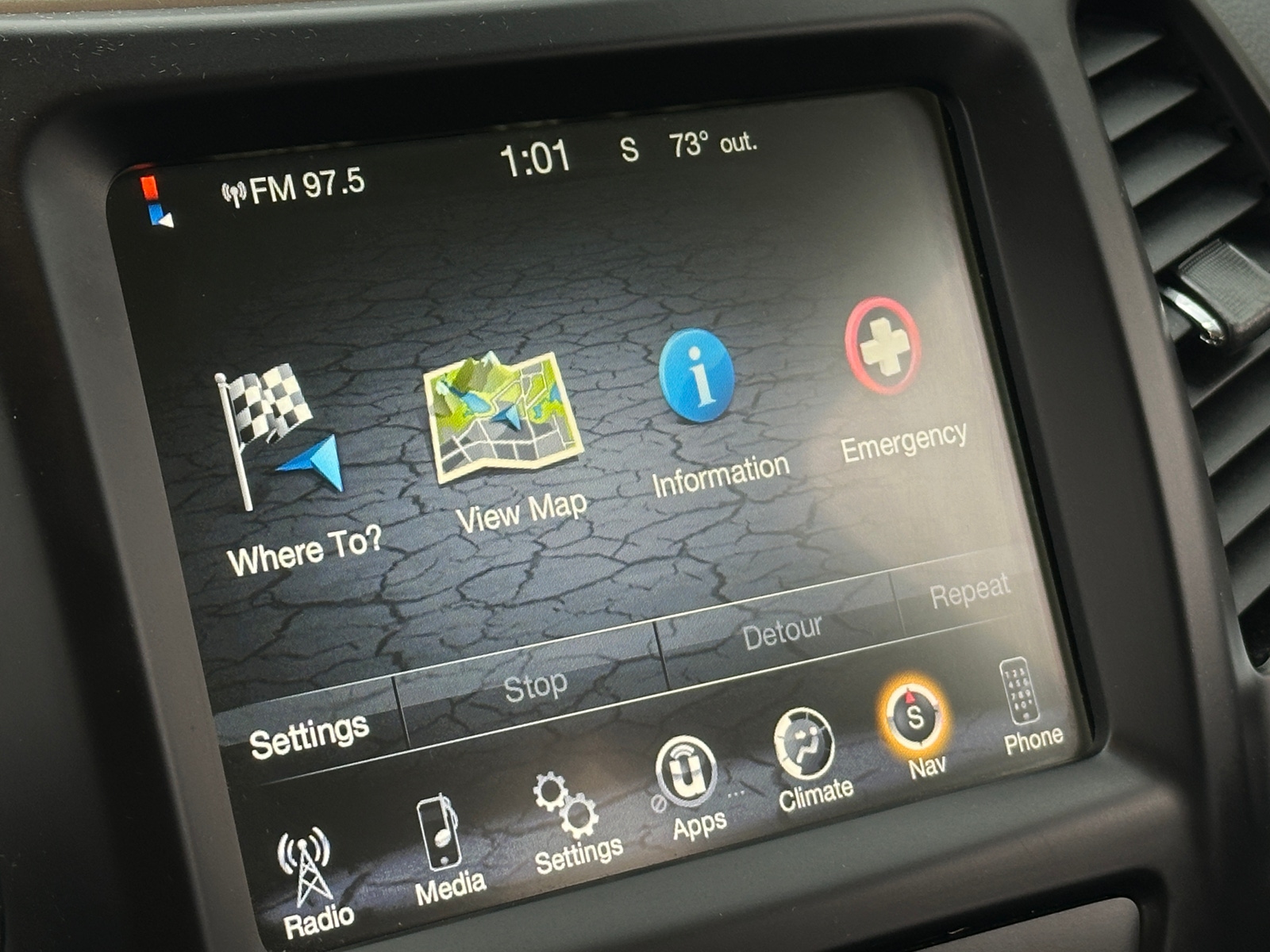 Thumbnail: 2018 Jeep Cherokee - 4