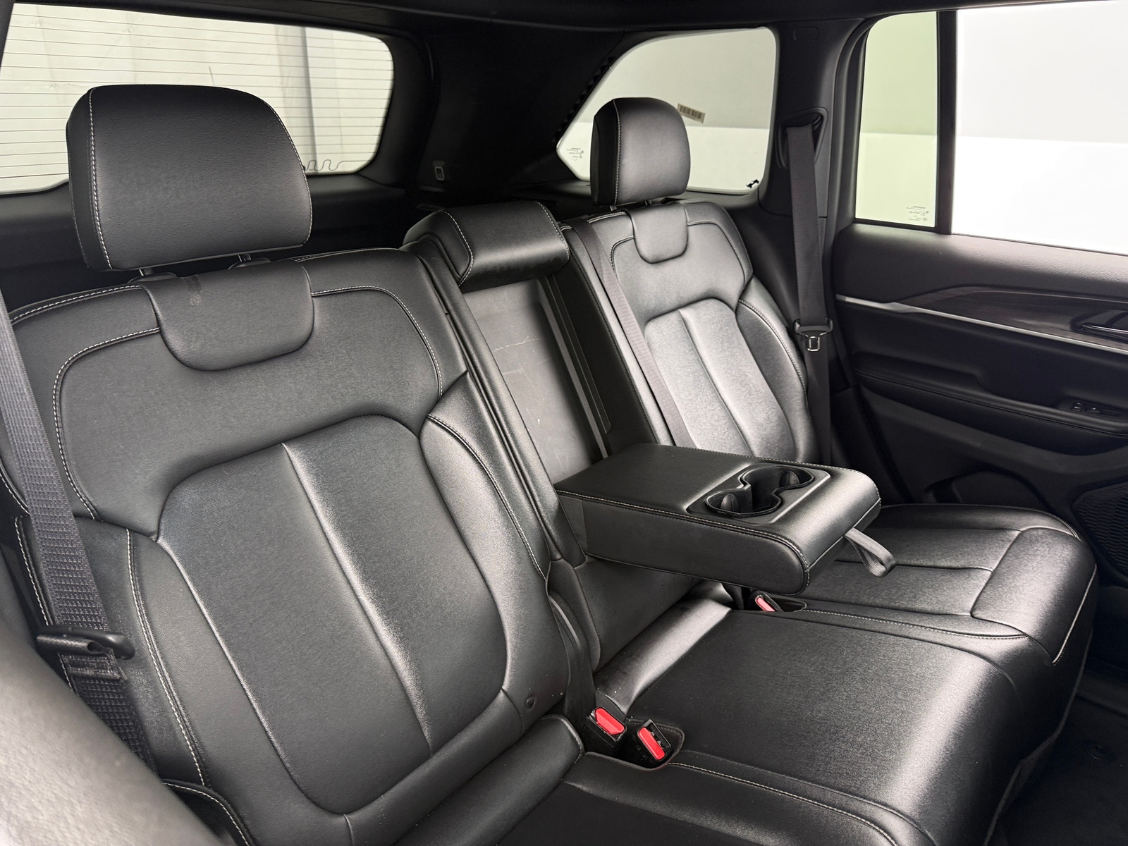 Thumbnail: 2024 Jeep Grand Cherokee - 5