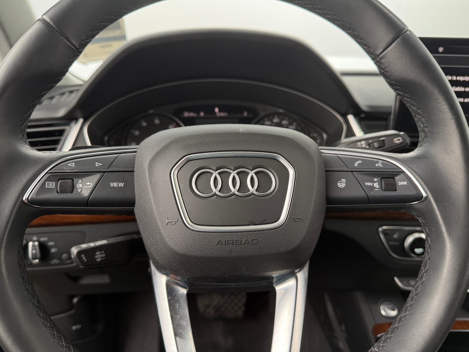 Thumbnail: 2022 Audi Q5 - 4