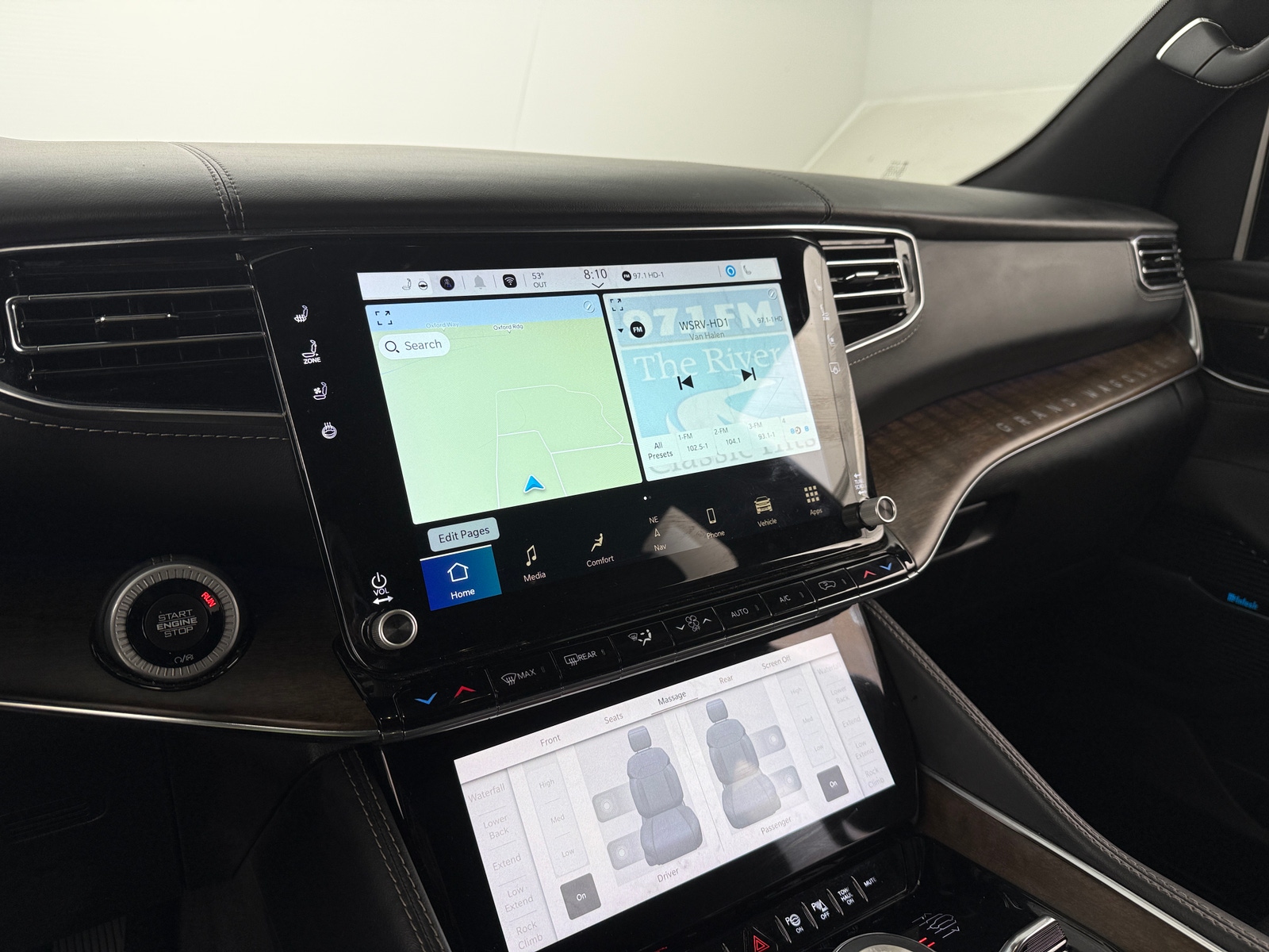 Thumbnail: 2023 Jeep Grand Wagoneer - 3