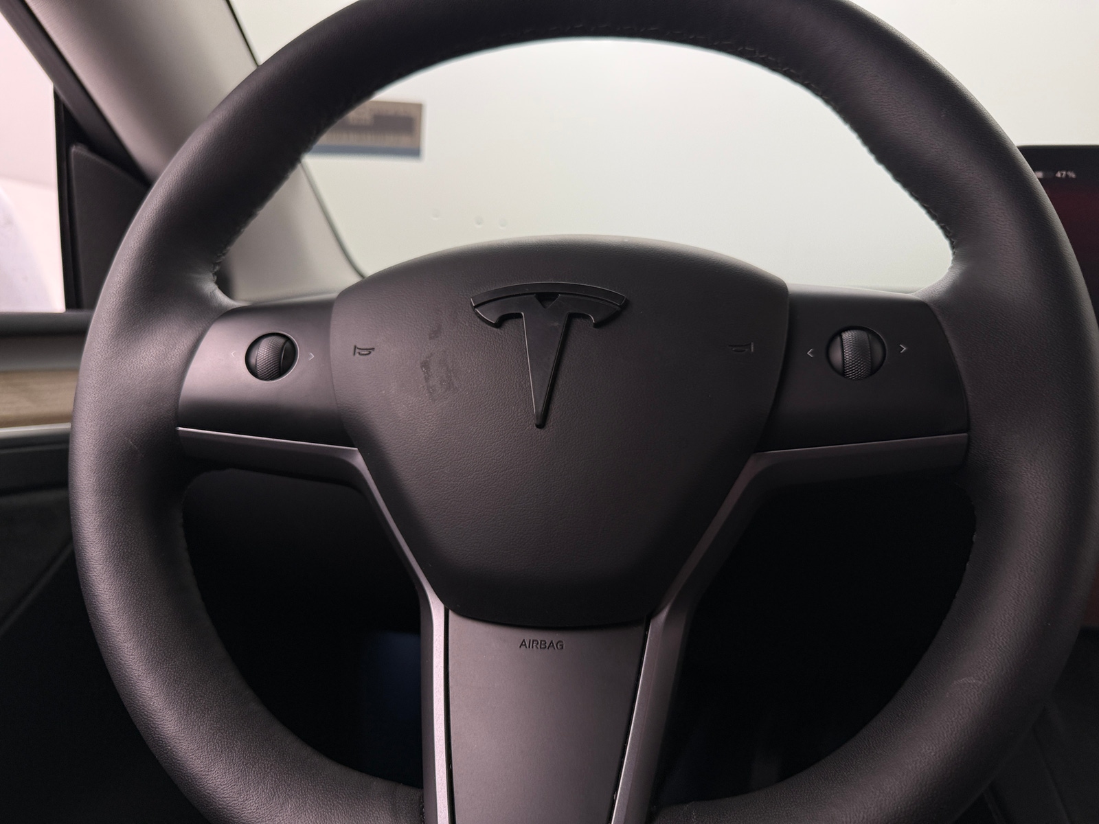 Thumbnail: 2023 Tesla Model Y - 4
