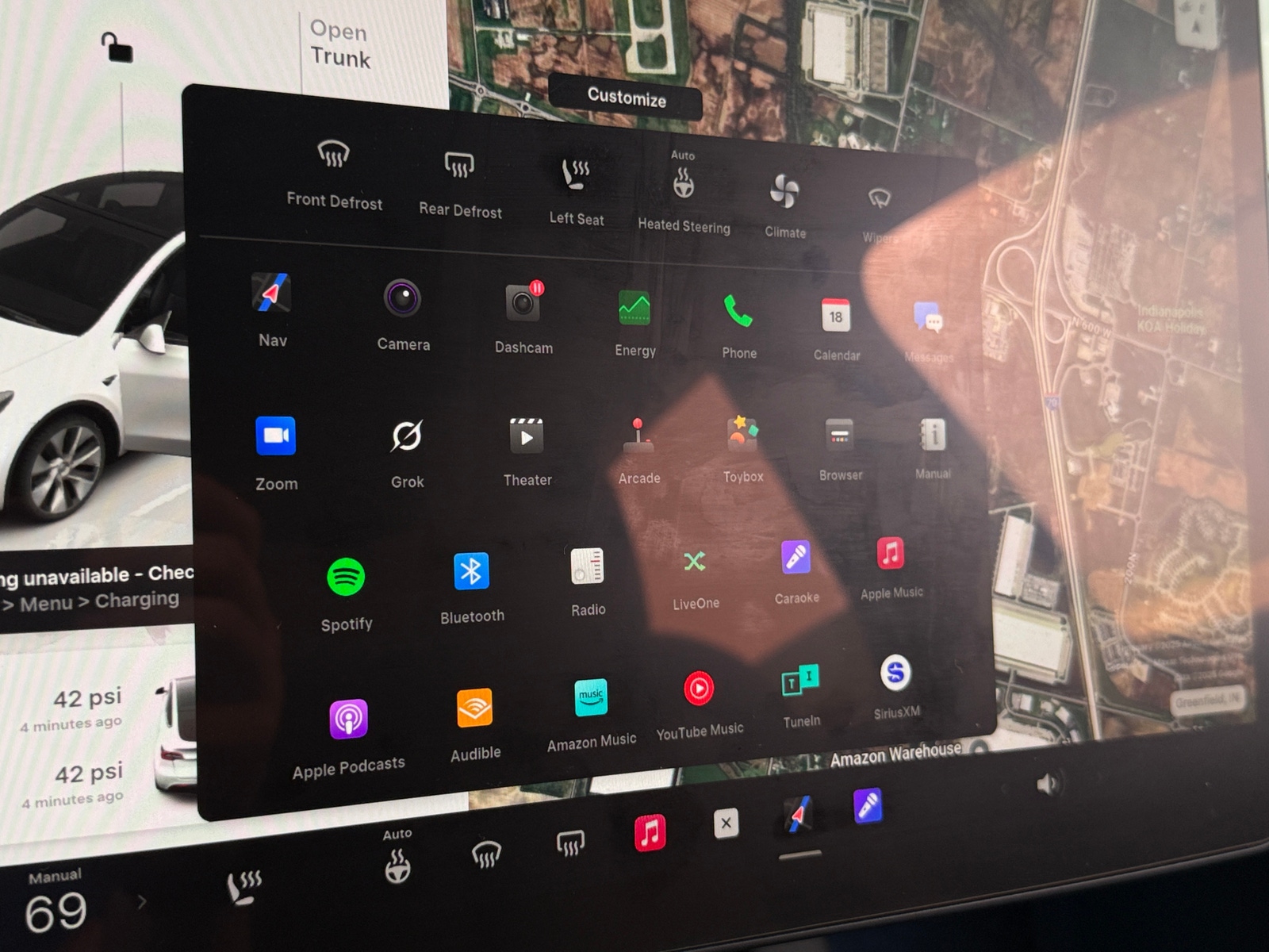 Thumbnail: 2023 Tesla Model Y - 3