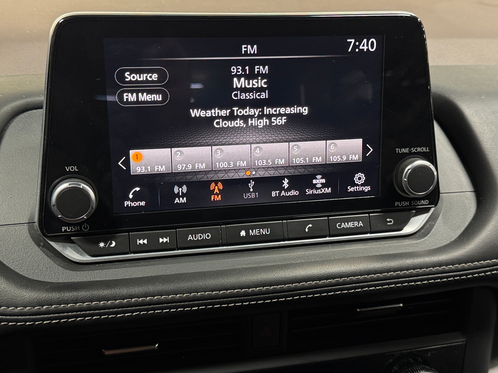 Thumbnail: 2023 Nissan Rogue - 4