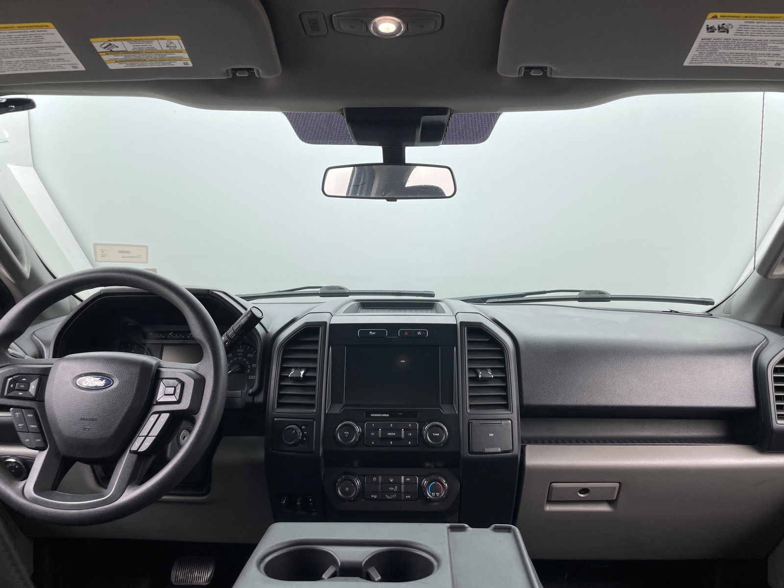 Thumbnail: 2019 Ford Econoline - 3