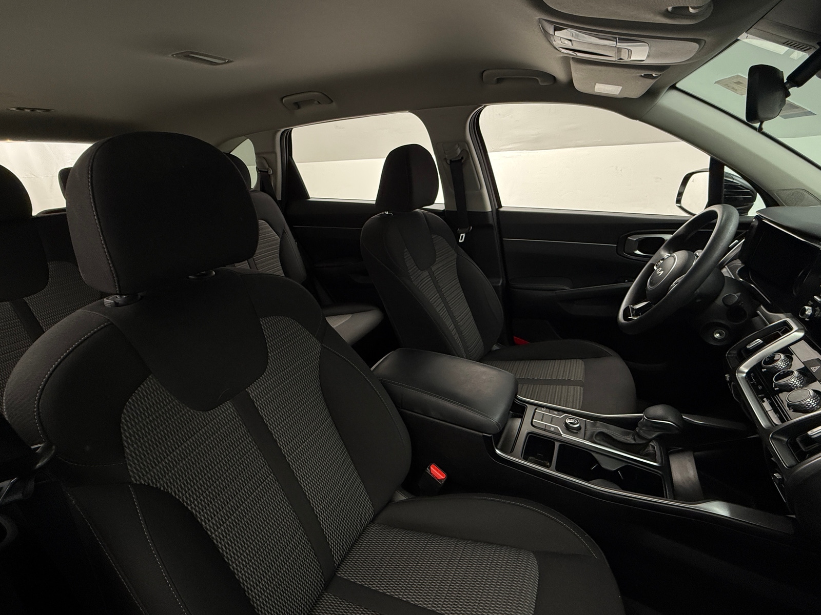 Thumbnail: 2023 Kia Sorento - 2