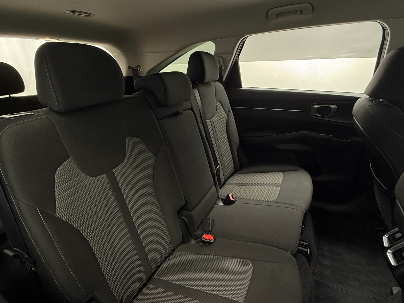 Thumbnail: 2023 Kia Sorento - 6