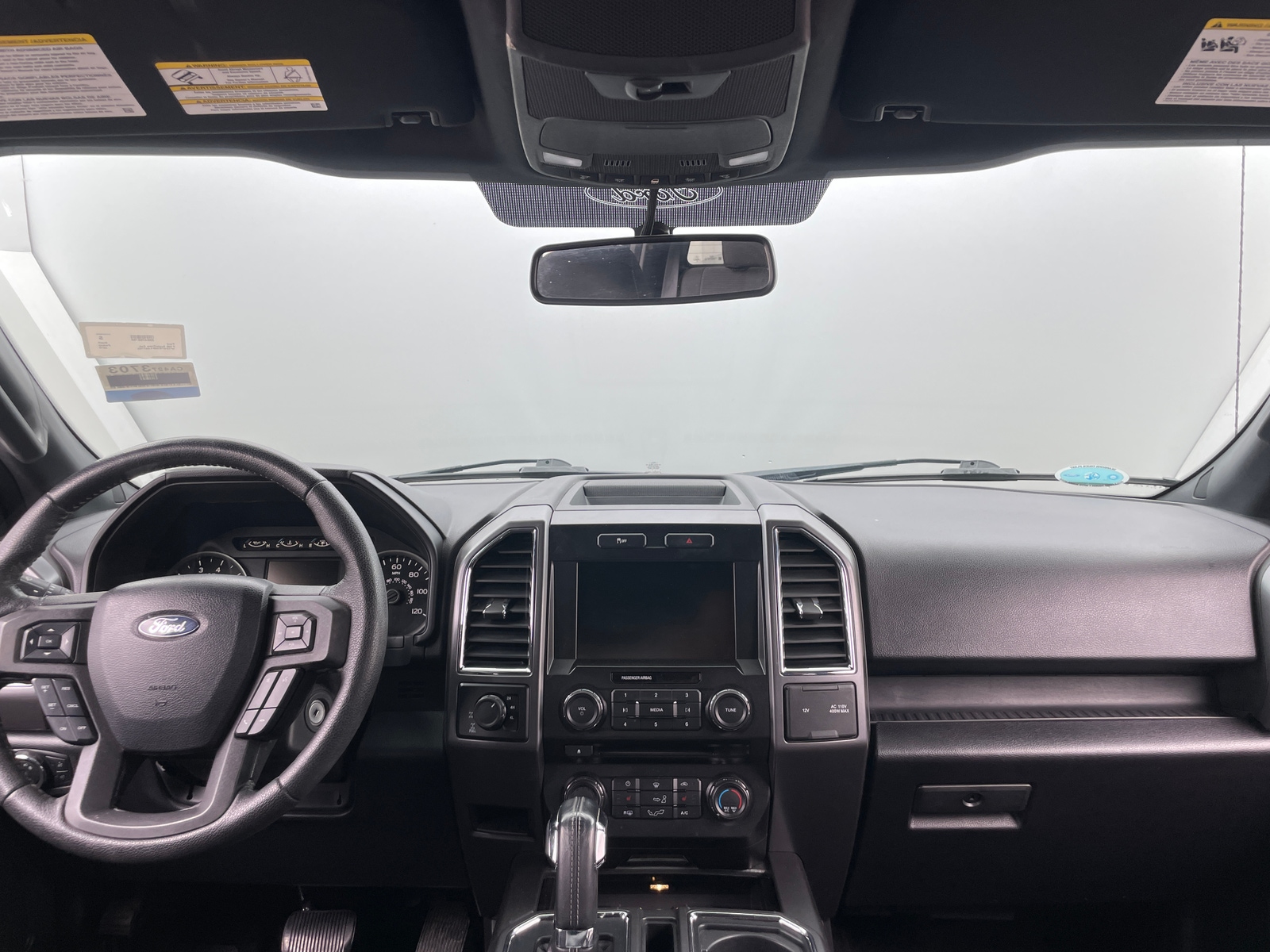 Thumbnail: 2015 Ford Econoline - 3