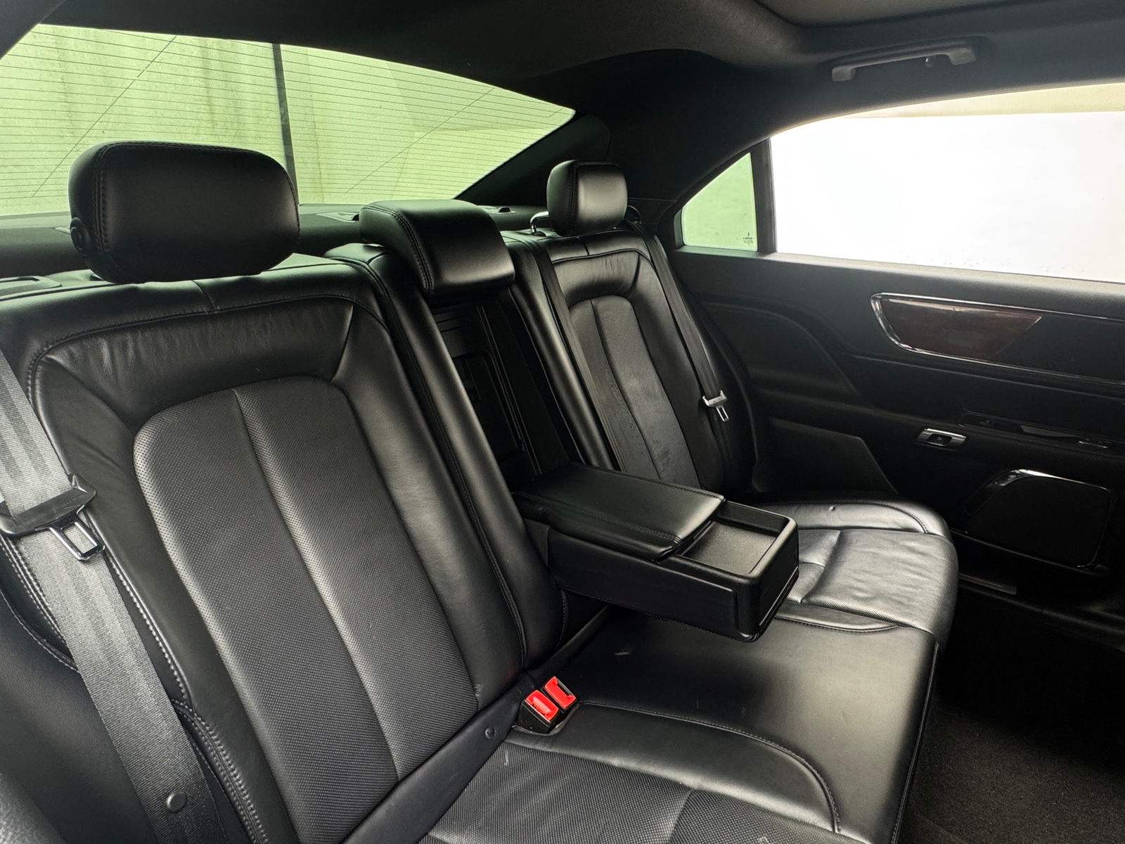 Thumbnail: 2019 Lincoln Continental - 5