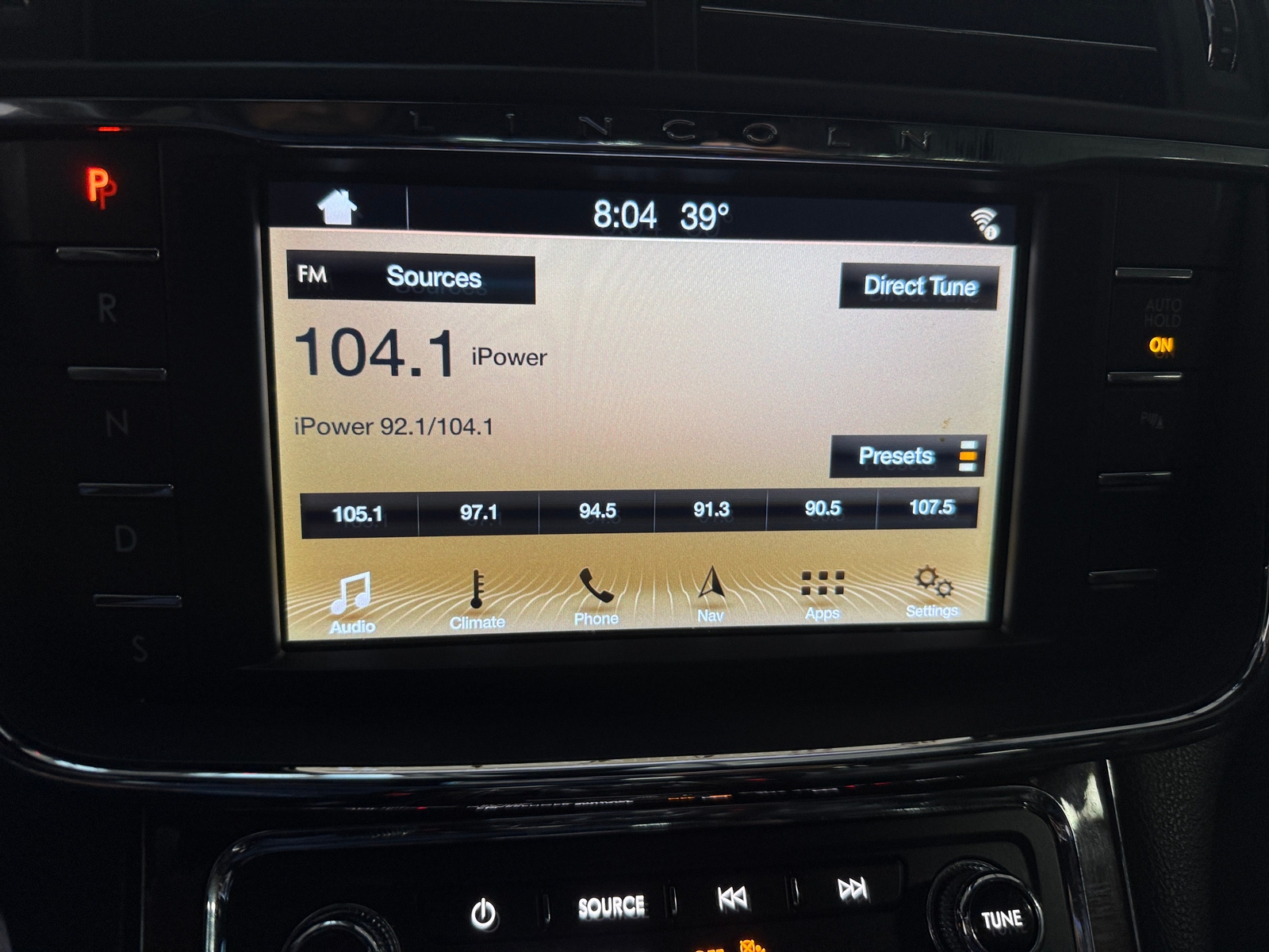 Thumbnail: 2019 Lincoln Continental - 3