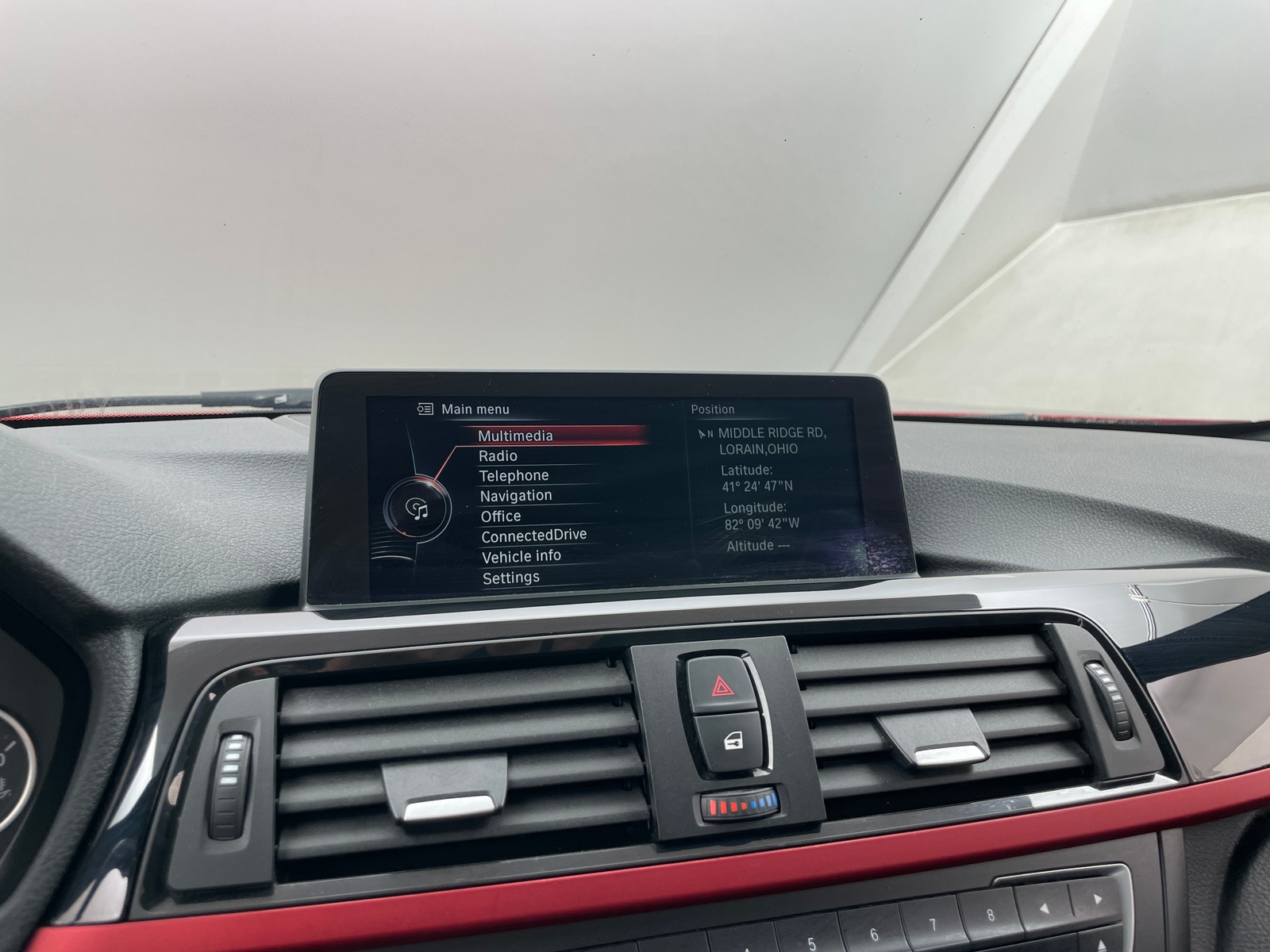 Thumbnail: 2014 BMW 3 Series - 3