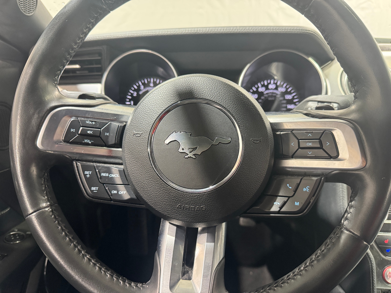 Thumbnail: 2020 Ford Mustang - 3