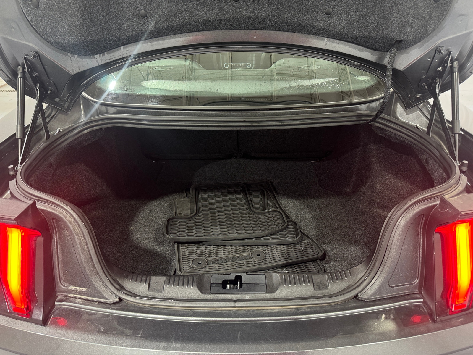 Thumbnail: 2020 Ford Mustang - 4