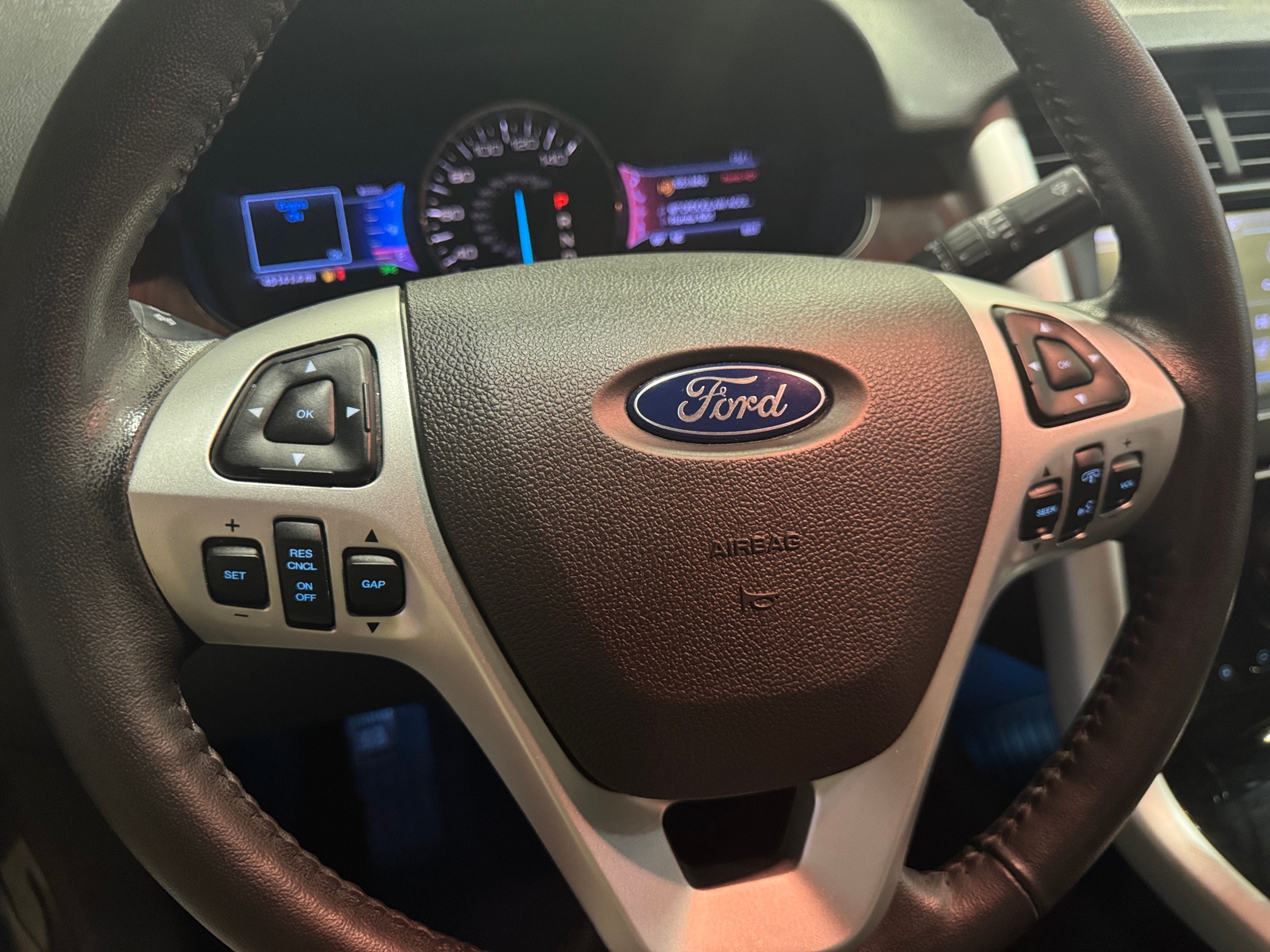 Thumbnail: 2013 Ford Edge - 4