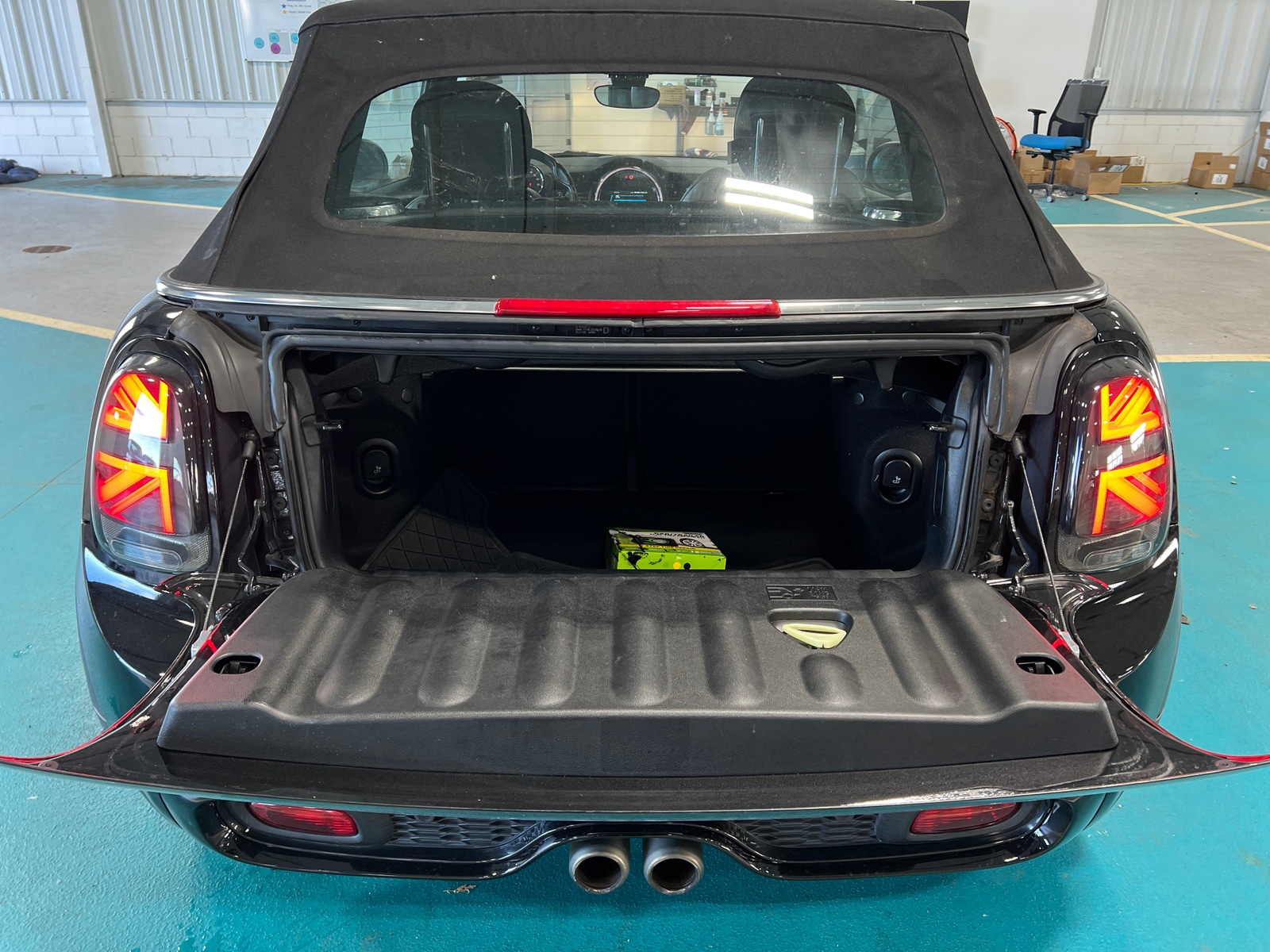 Thumbnail: 2019 MINI Cooper Convertible - 7