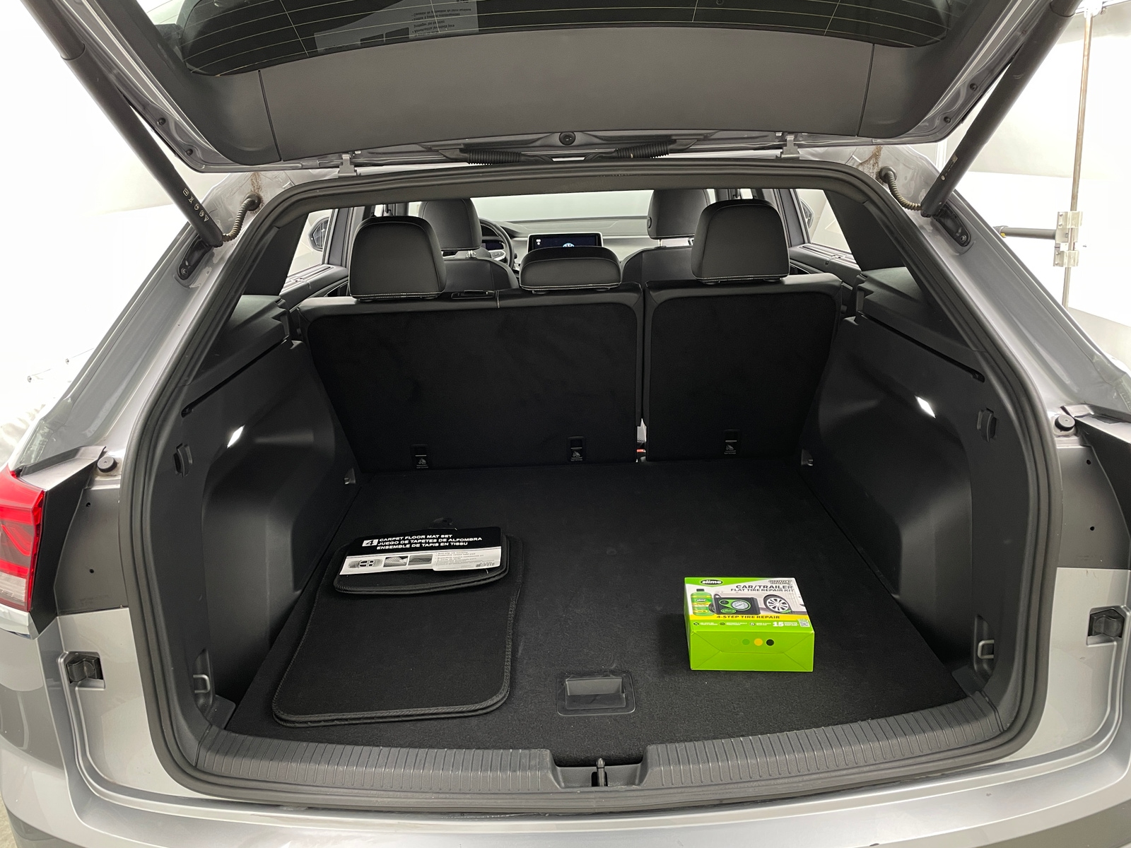 Thumbnail: 2025 Volkswagen Atlas - 6