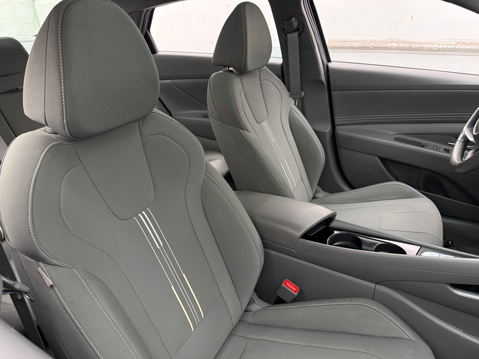 Thumbnail: 2025 Hyundai Elantra - 2