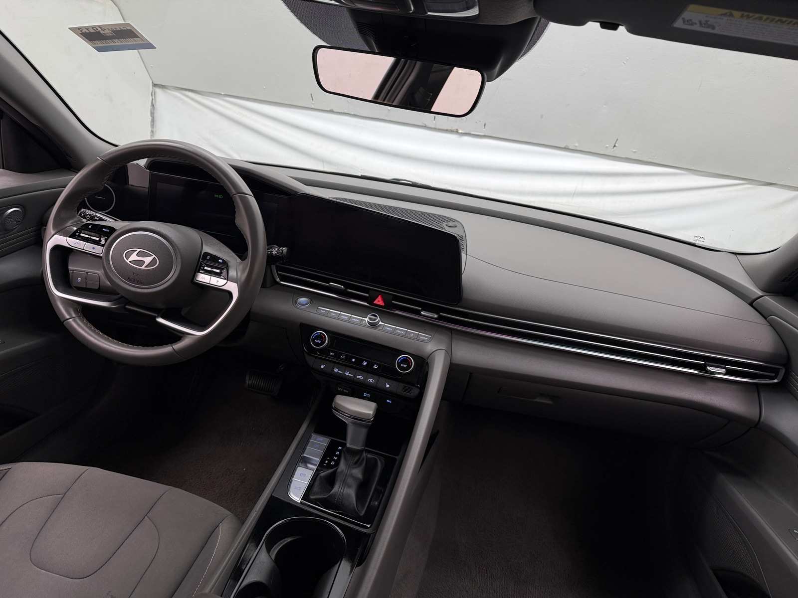 Thumbnail: 2025 Hyundai Elantra - 3