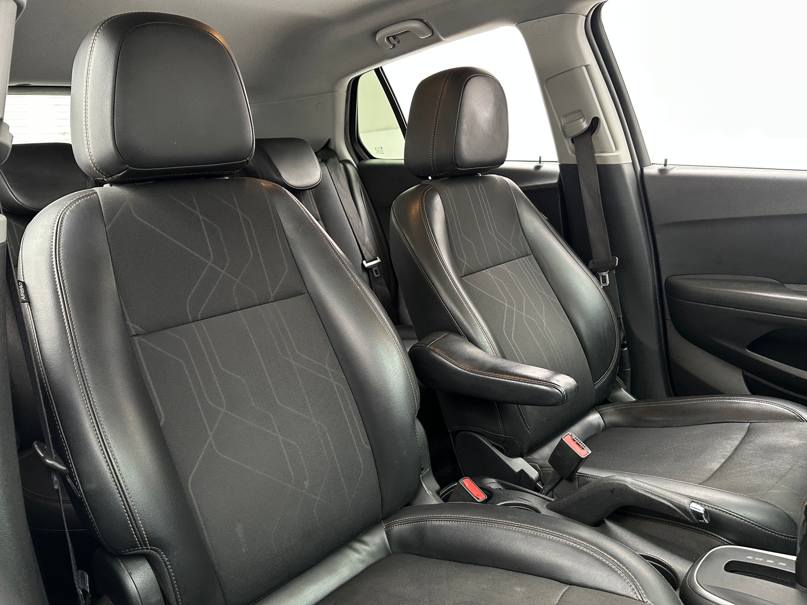 Thumbnail: 2020 Chevrolet Trax - 2