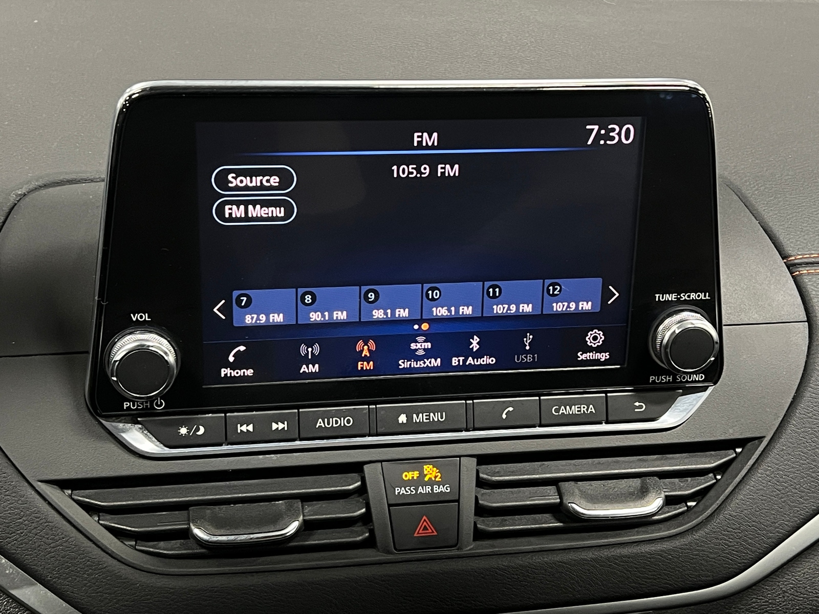 Thumbnail: 2019 Nissan Altima - 4