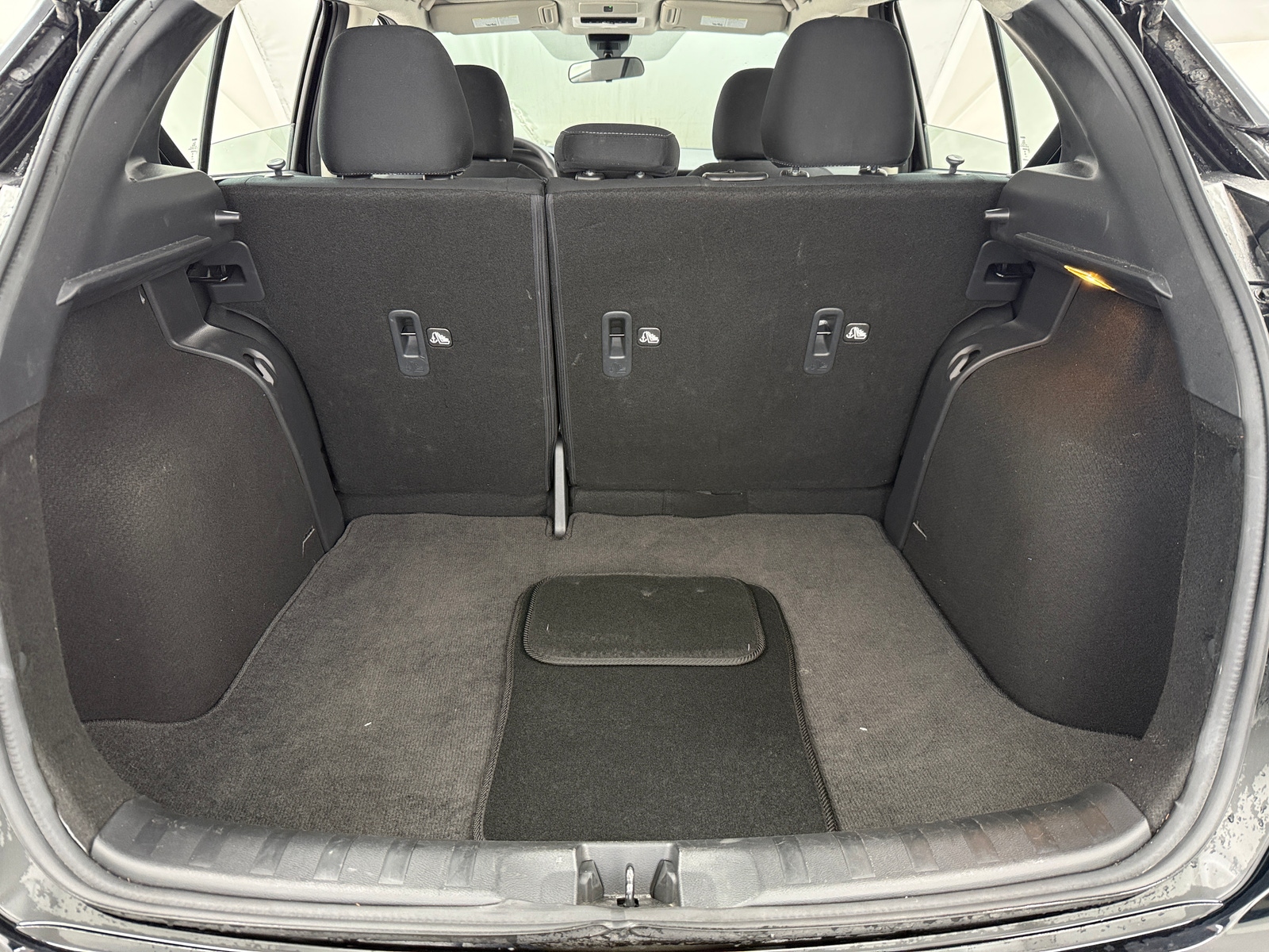 Thumbnail: 2024 Nissan Kicks - 7