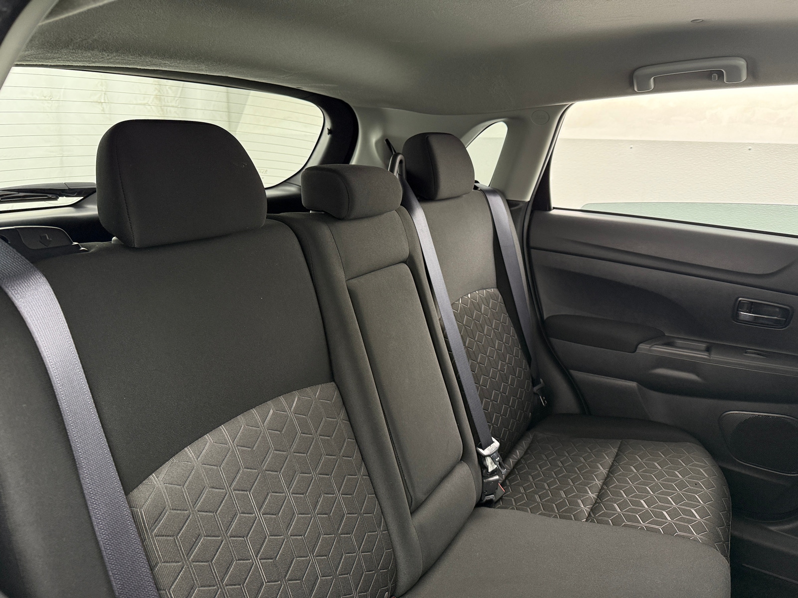 Thumbnail: 2025 Mitsubishi Outlander Sport - 6