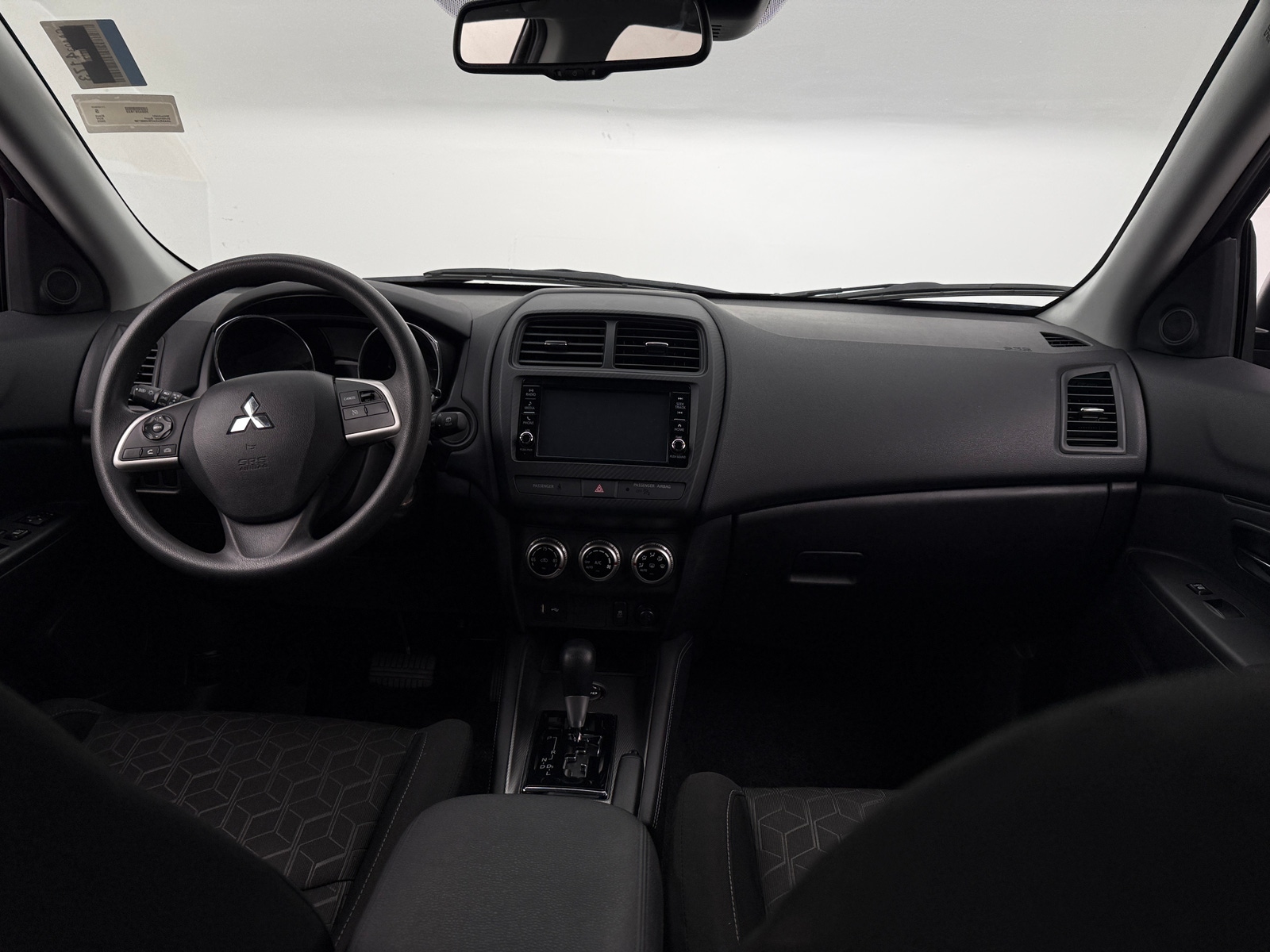 Thumbnail: 2025 Mitsubishi Outlander Sport - 3