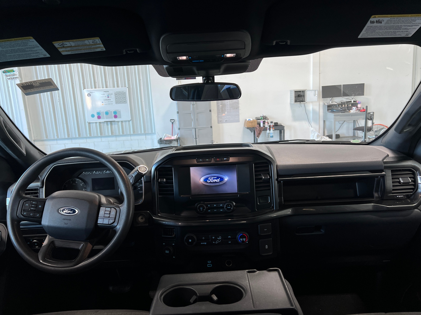 Thumbnail: 2021 Ford Econoline - 3