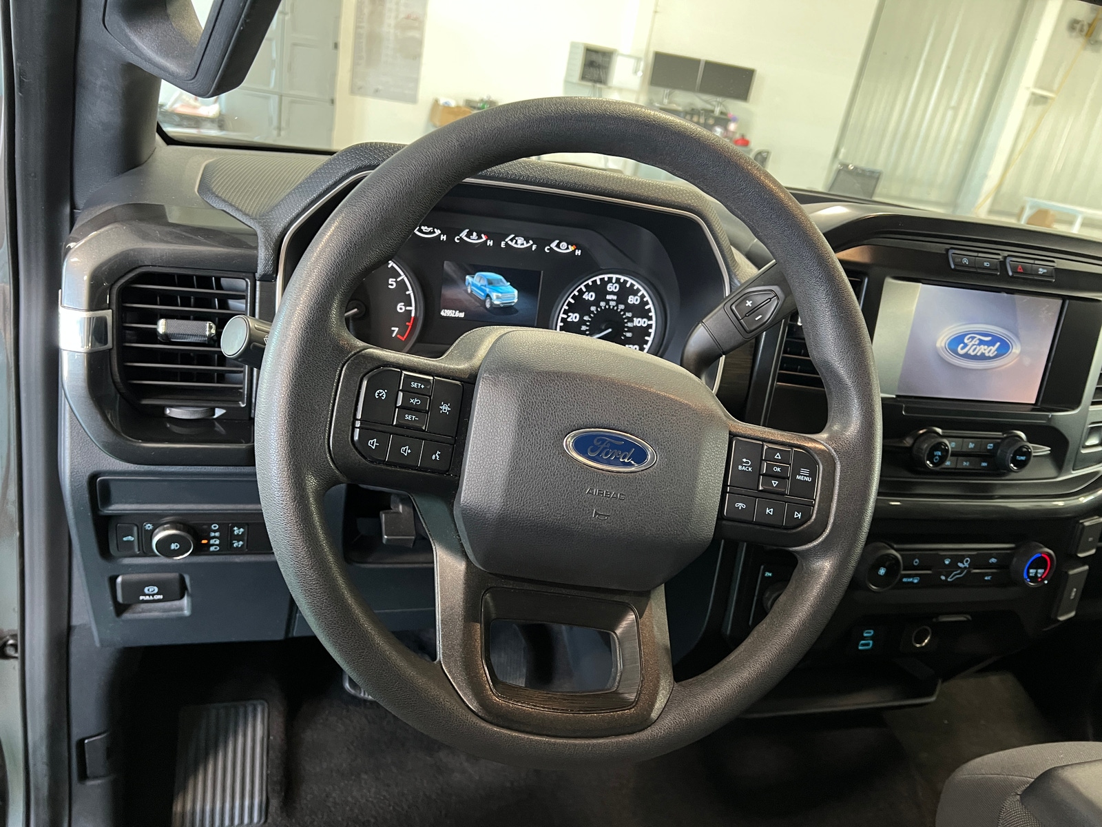 Thumbnail: 2021 Ford Econoline - 5