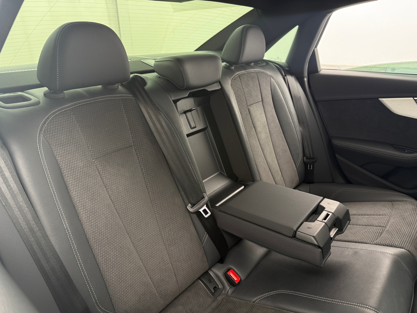 Thumbnail: 2021 Audi A4 - 5