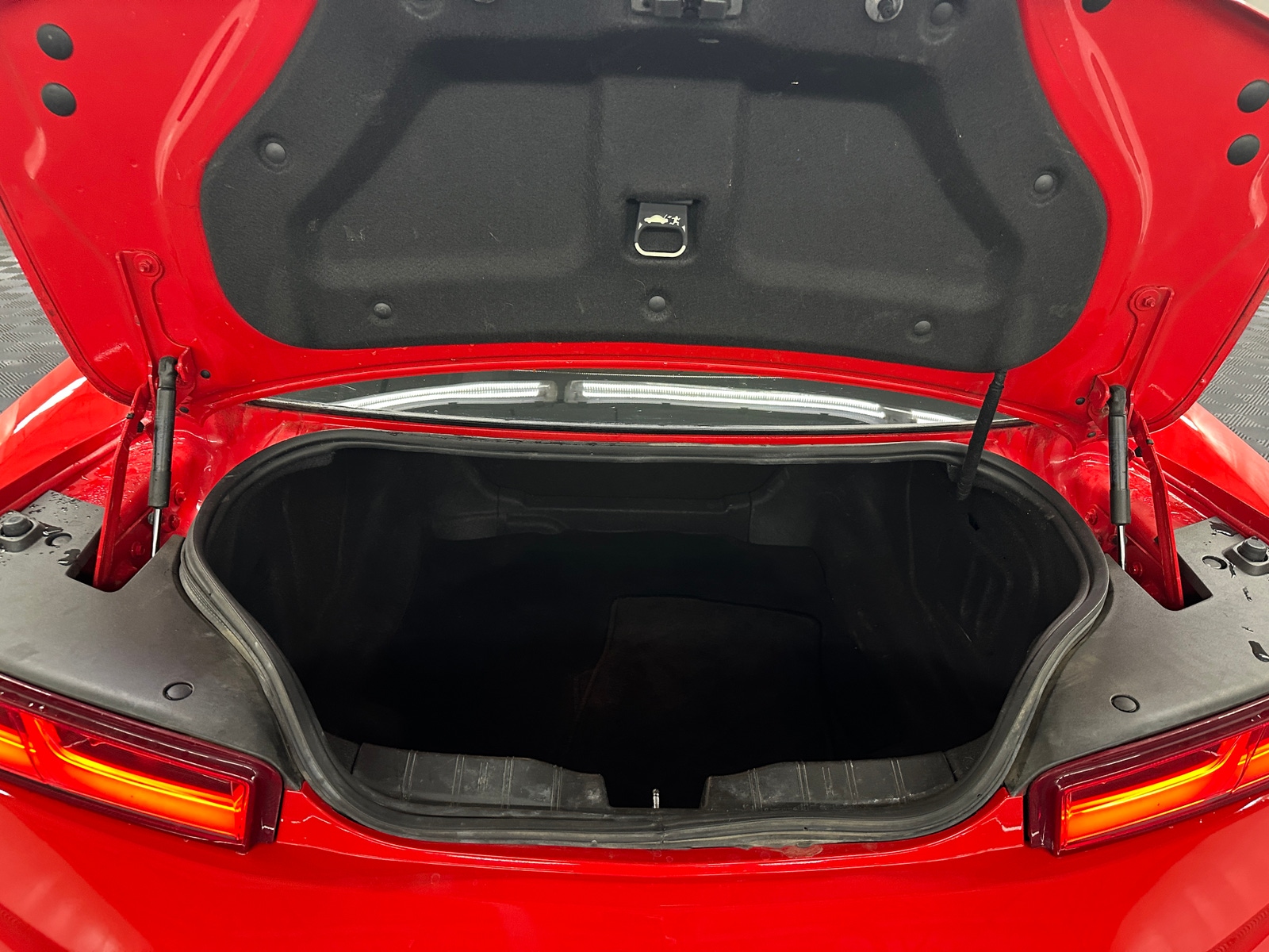 Thumbnail: 2018 Chevrolet Camaro - 7